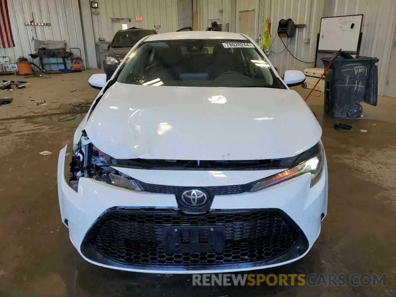 5 Photograph of a damaged car 5YFEPMAE5MP212522 TOYOTA COROLLA 2021