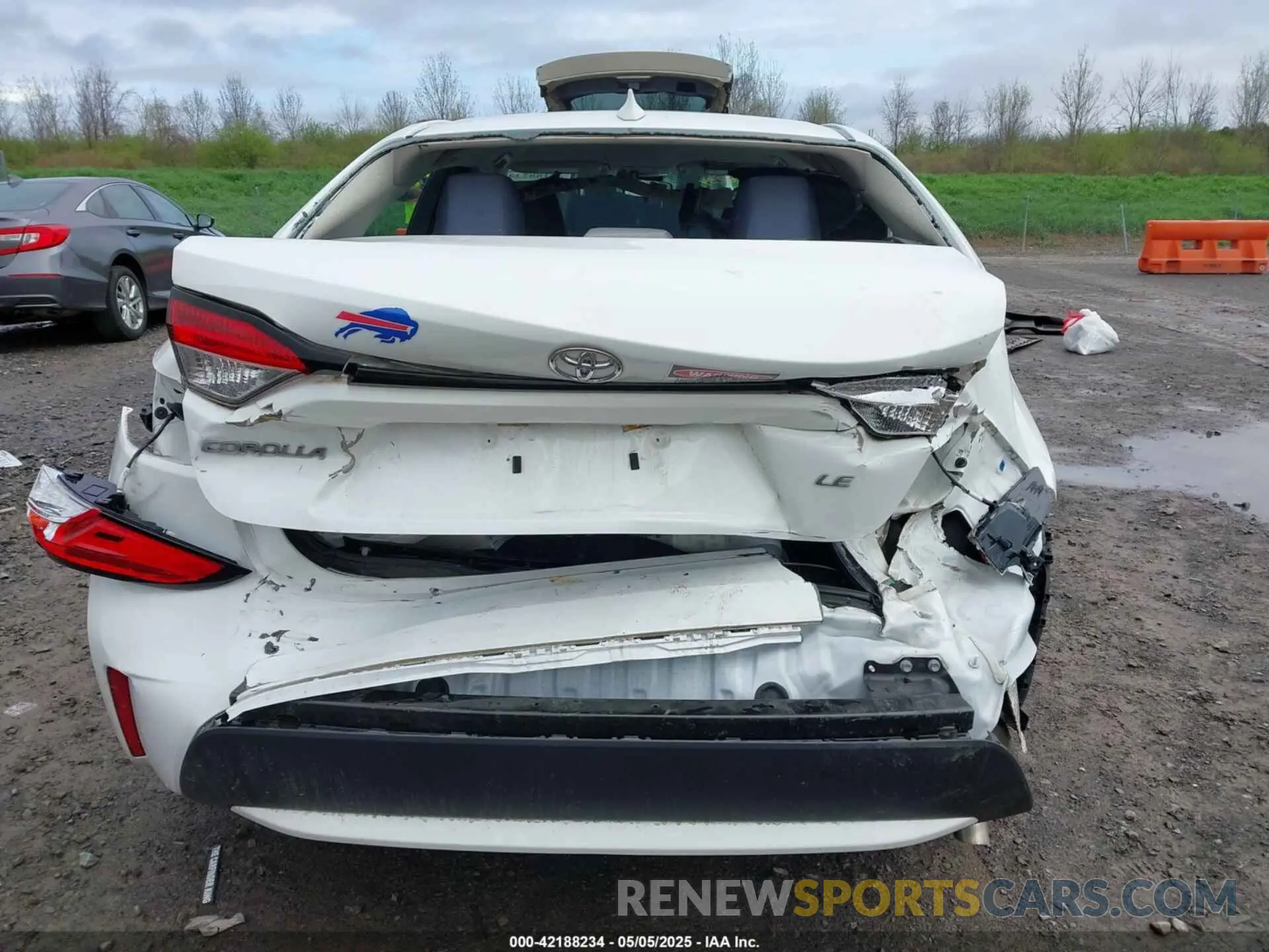 16 Photograph of a damaged car 5YFEPMAE5MP216327 TOYOTA COROLLA 2021