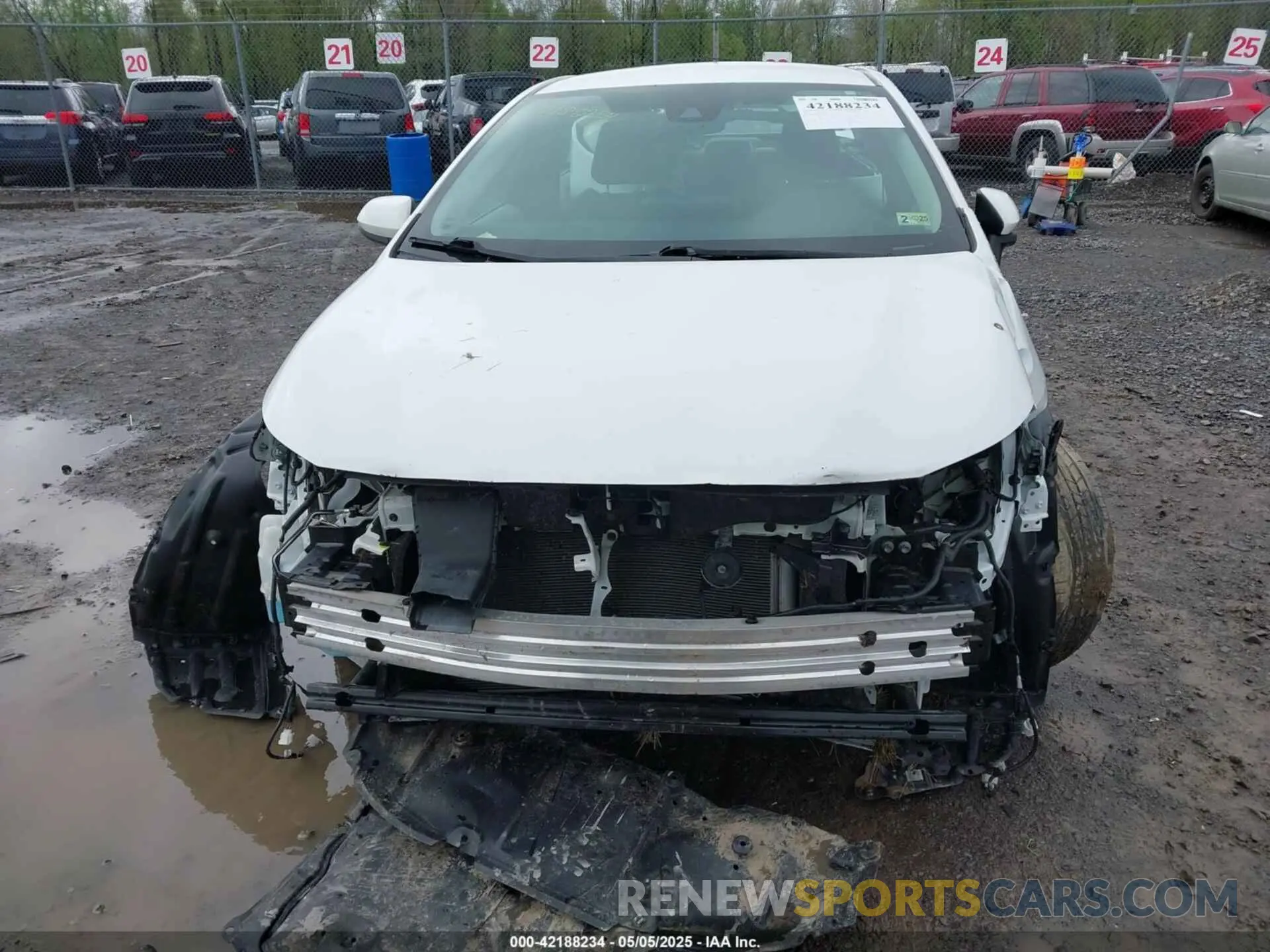 6 Photograph of a damaged car 5YFEPMAE5MP216327 TOYOTA COROLLA 2021