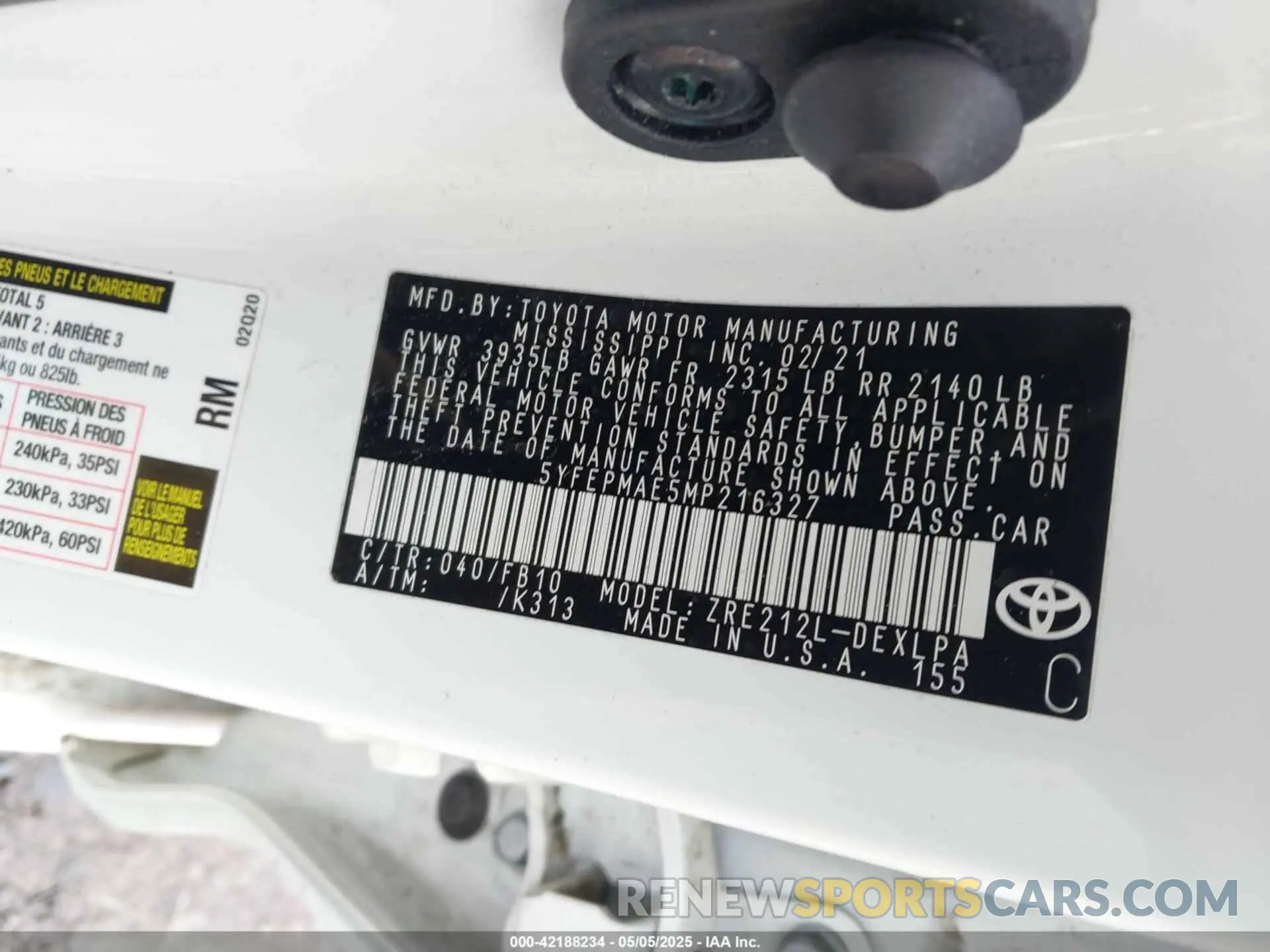 9 Photograph of a damaged car 5YFEPMAE5MP216327 TOYOTA COROLLA 2021