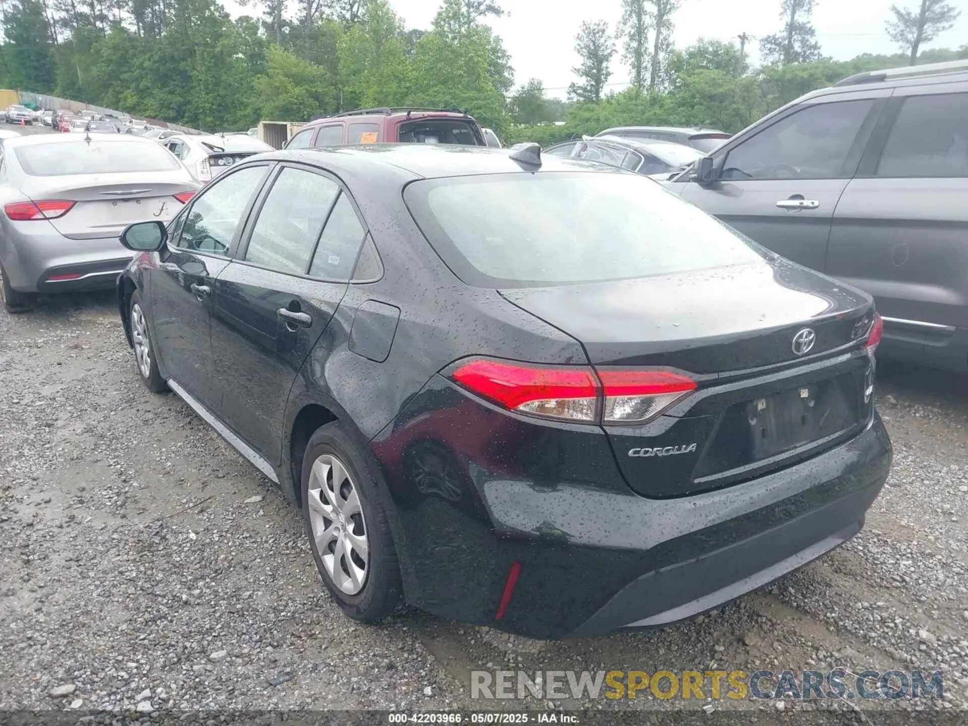 14 Photograph of a damaged car 5YFEPMAE5MP219003 TOYOTA COROLLA 2021