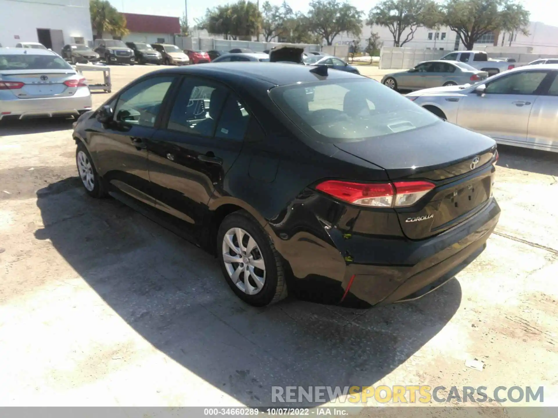 3 Photograph of a damaged car 5YFEPMAE5MP219924 TOYOTA COROLLA 2021