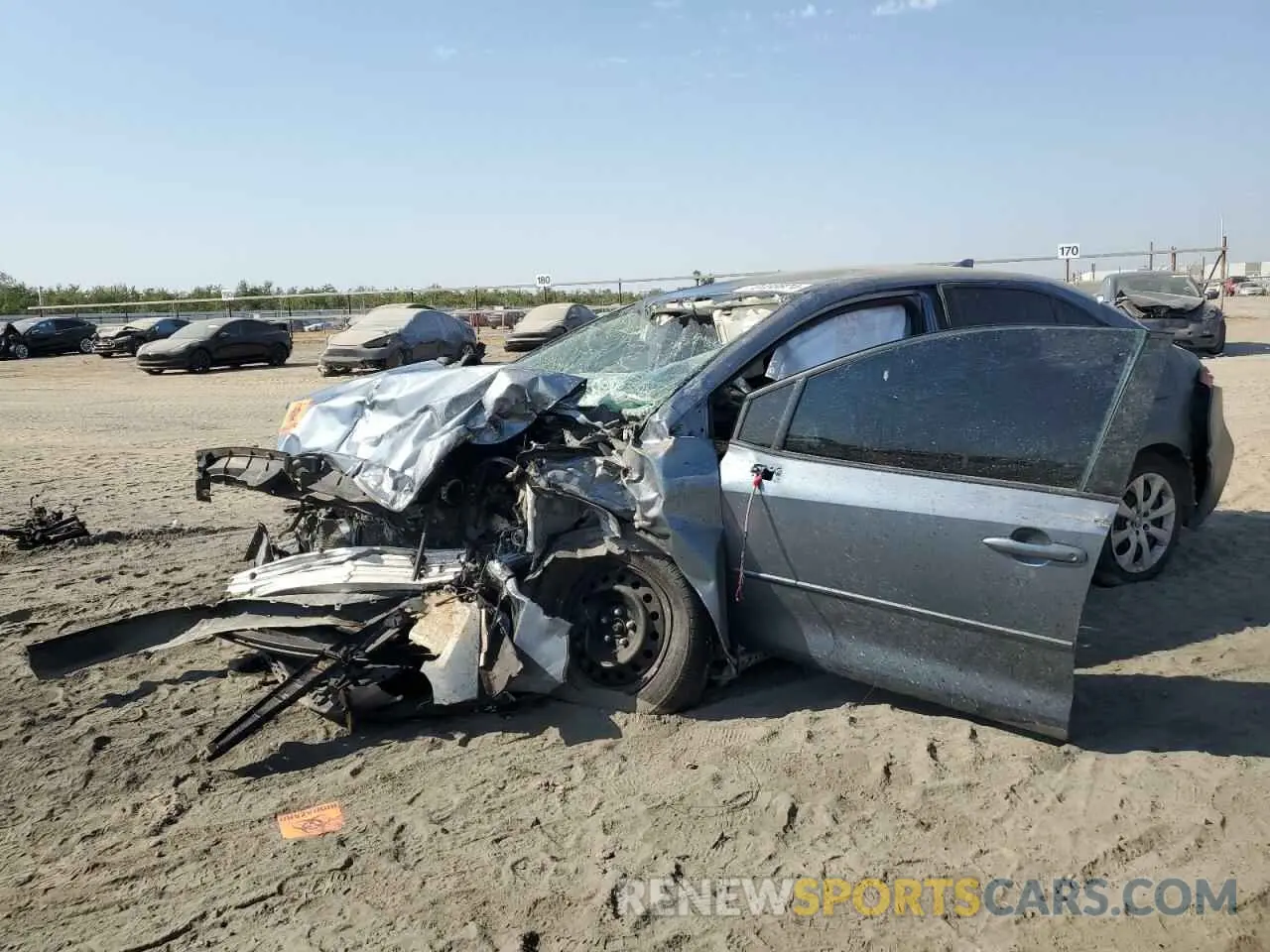 1 Photograph of a damaged car 5YFEPMAE5MP228610 TOYOTA COROLLA 2021