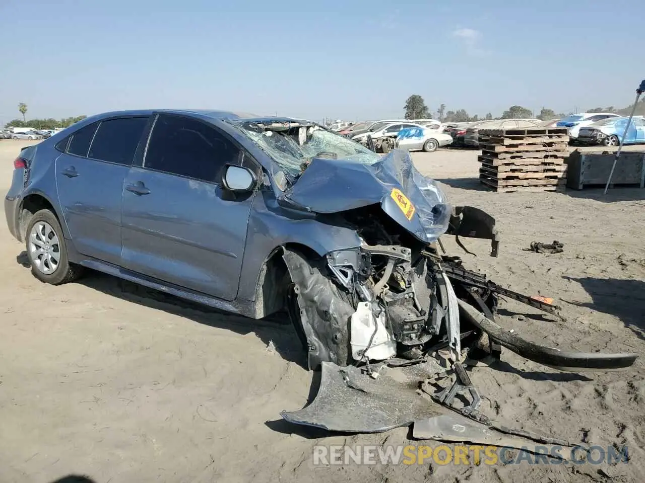 4 Photograph of a damaged car 5YFEPMAE5MP228610 TOYOTA COROLLA 2021