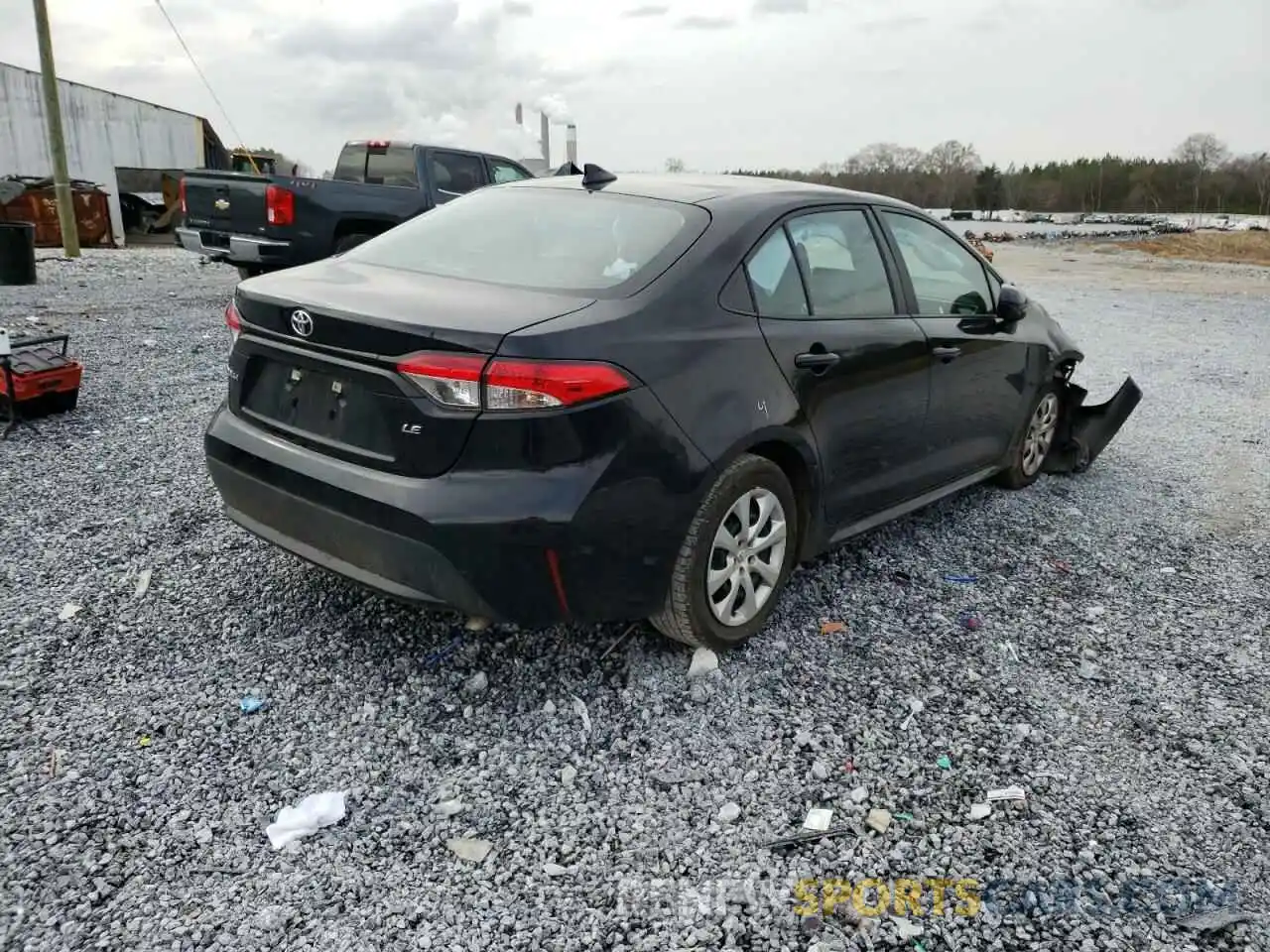 4 Photograph of a damaged car 5YFEPMAE5MP231250 TOYOTA COROLLA 2021