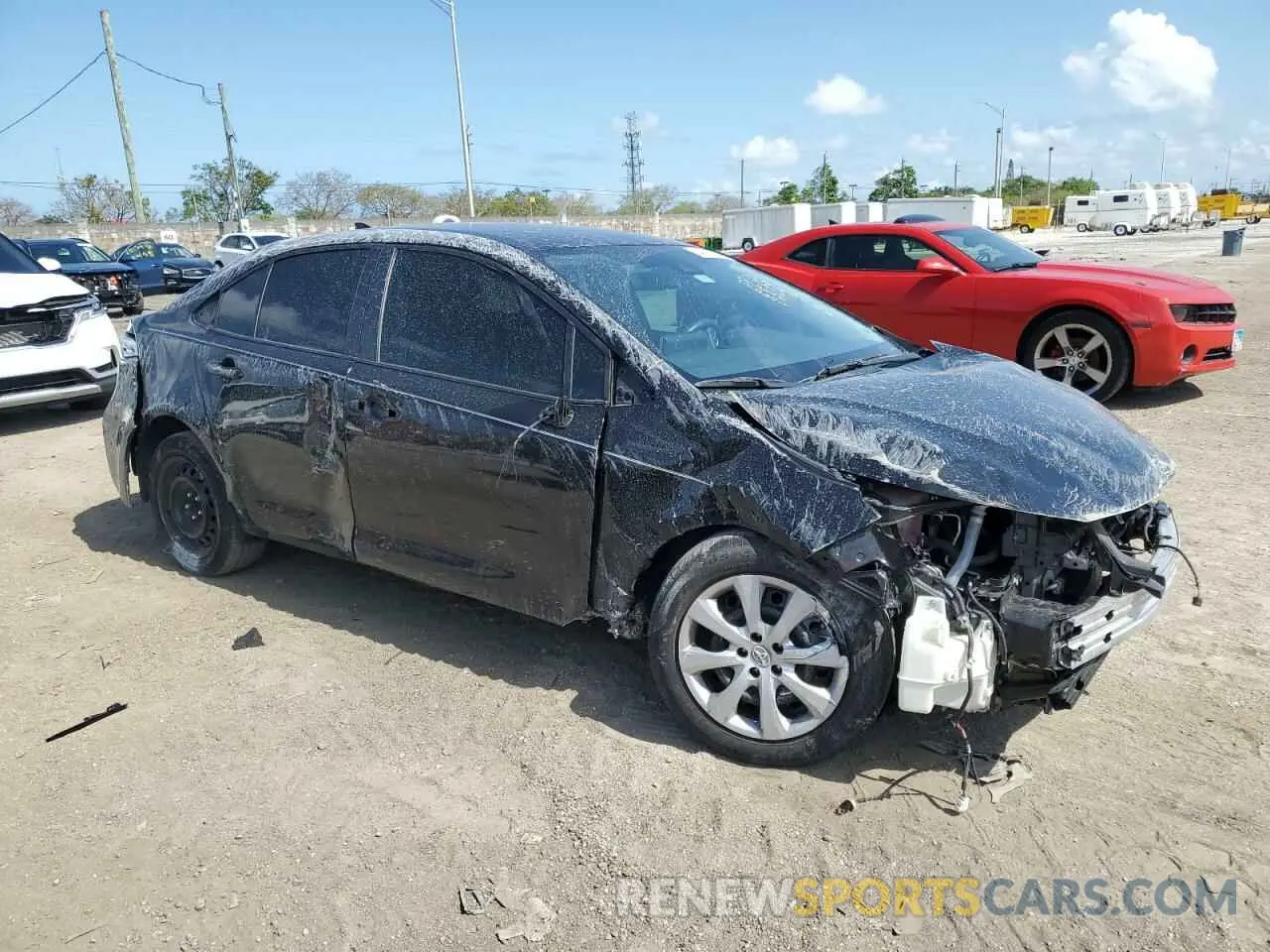 4 Photograph of a damaged car 5YFEPMAE5MP235895 TOYOTA COROLLA 2021