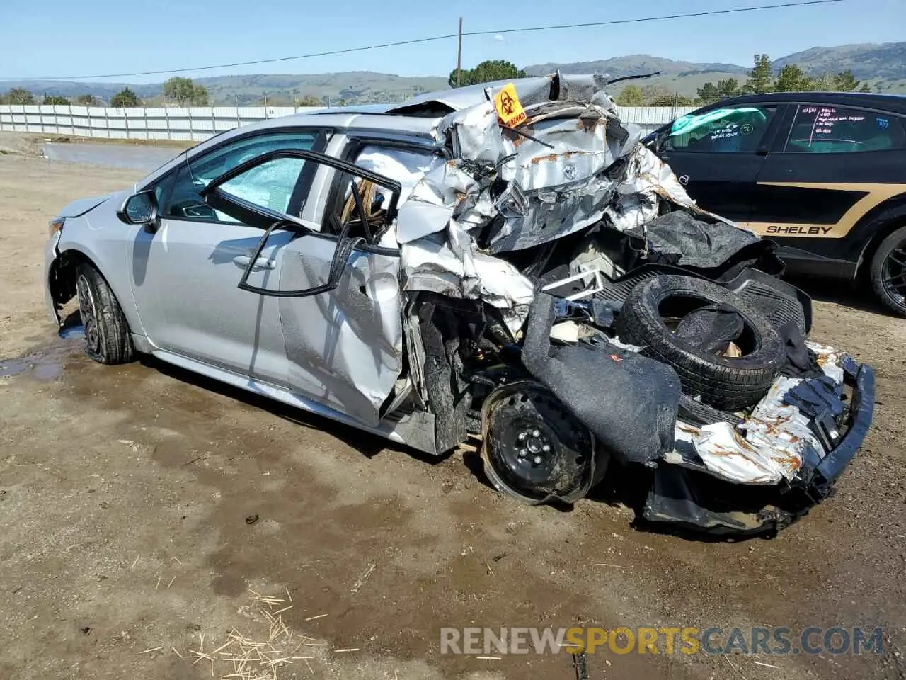 2 Photograph of a damaged car 5YFEPMAE5MP238389 TOYOTA COROLLA 2021