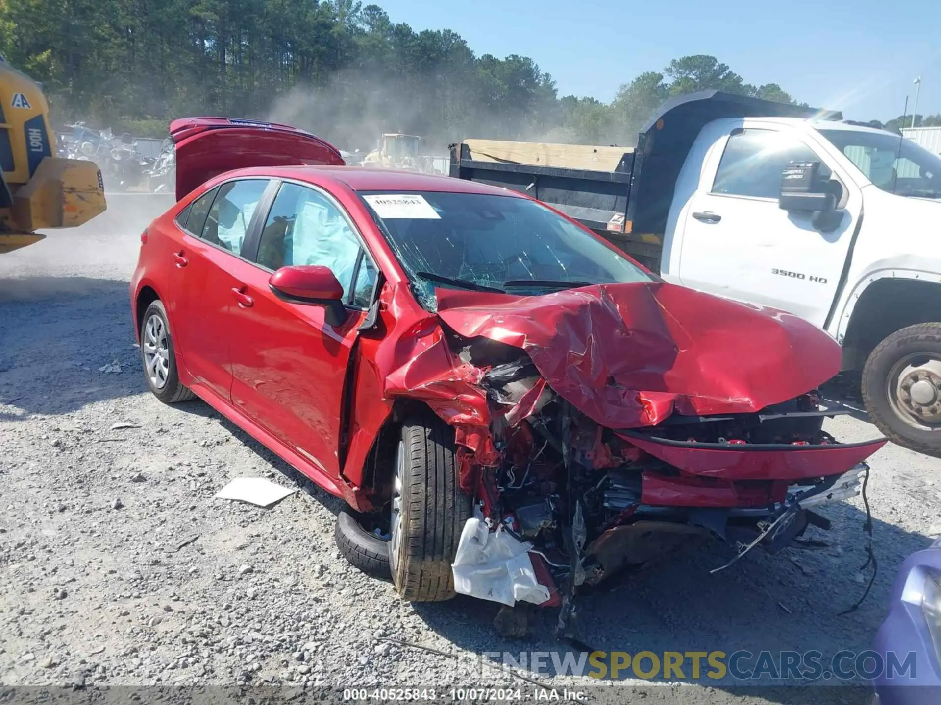 1 Photograph of a damaged car 5YFEPMAE5MP239803 TOYOTA COROLLA 2021