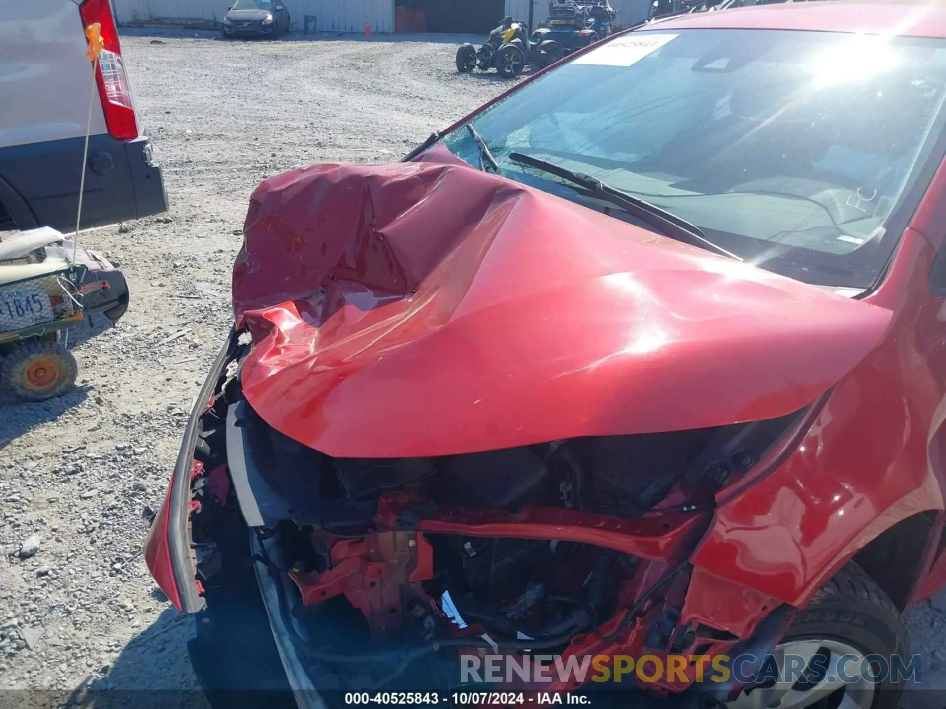 10 Photograph of a damaged car 5YFEPMAE5MP239803 TOYOTA COROLLA 2021