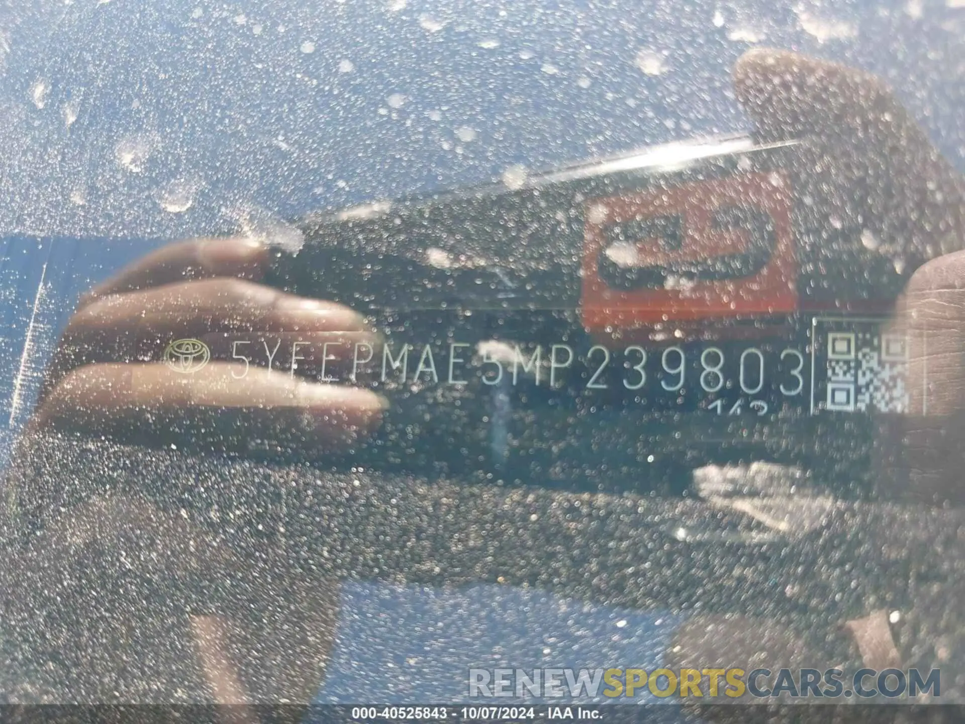 9 Photograph of a damaged car 5YFEPMAE5MP239803 TOYOTA COROLLA 2021