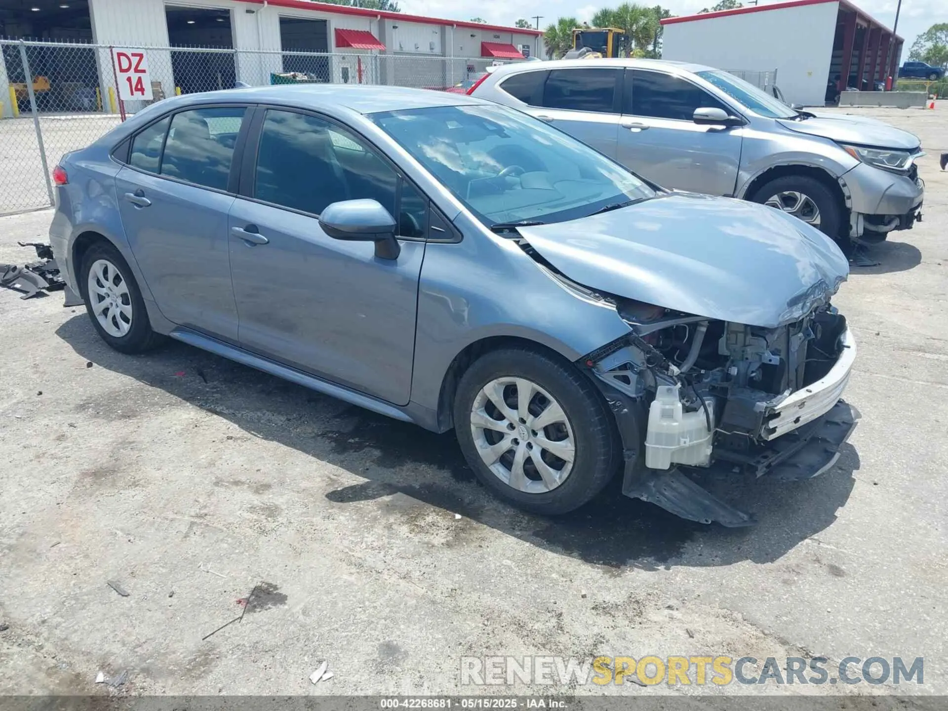 1 Photograph of a damaged car 5YFEPMAE5MP241261 TOYOTA COROLLA 2021