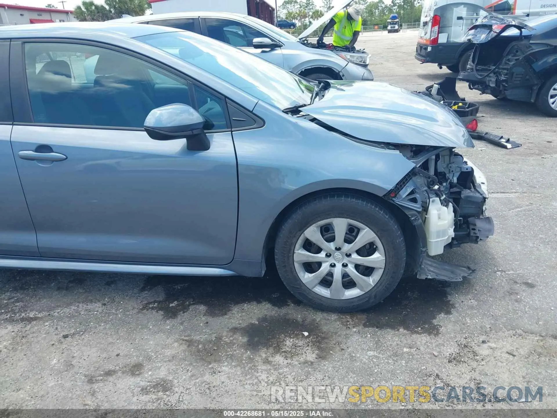 21 Photograph of a damaged car 5YFEPMAE5MP241261 TOYOTA COROLLA 2021