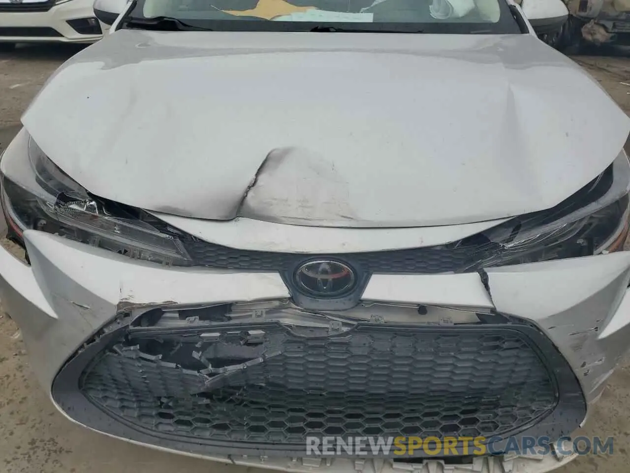11 Photograph of a damaged car 5YFEPMAE5MP247271 TOYOTA COROLLA 2021