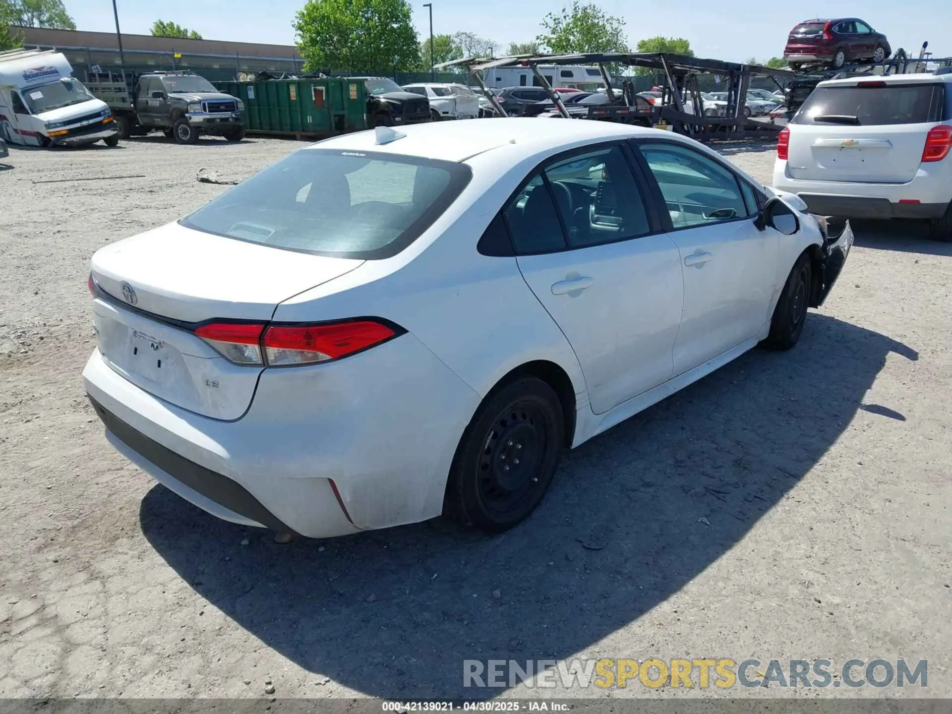4 Photograph of a damaged car 5YFEPMAE5MP247335 TOYOTA COROLLA 2021