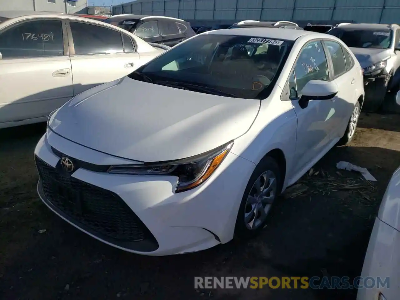 2 Photograph of a damaged car 5YFEPMAE5MP251367 TOYOTA COROLLA 2021