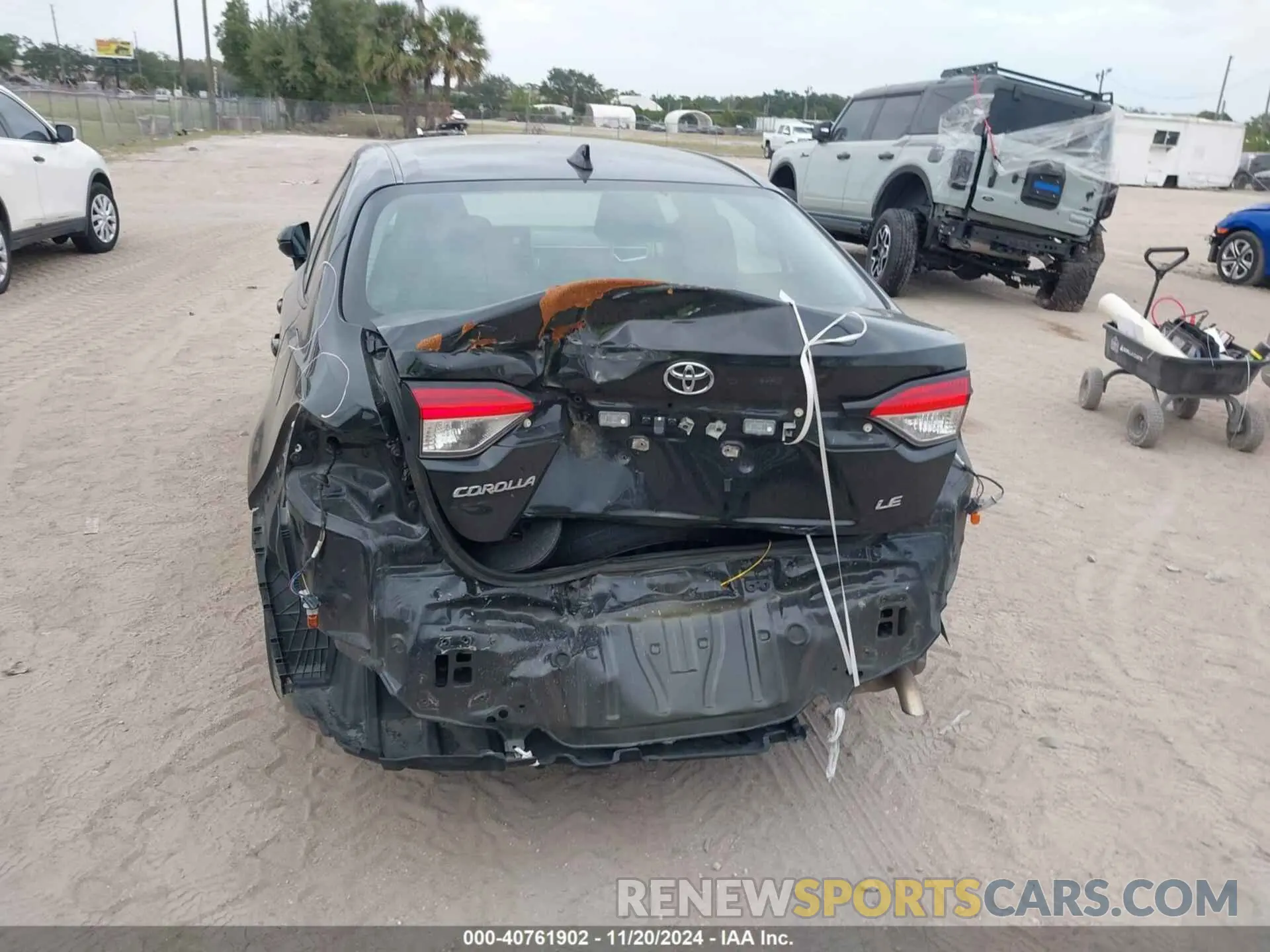 6 Photograph of a damaged car 5YFEPMAE5MP258738 TOYOTA COROLLA 2021