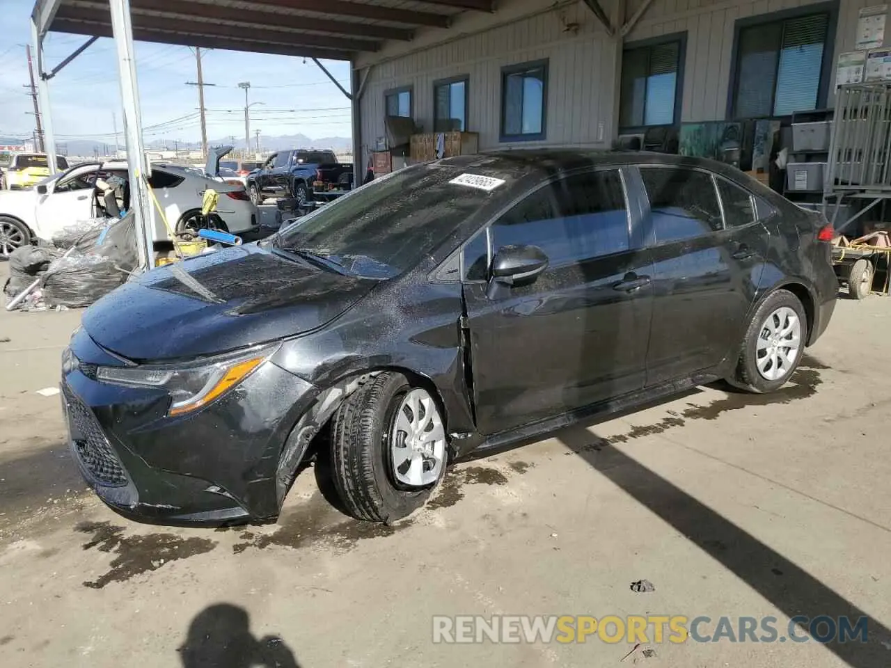 1 Photograph of a damaged car 5YFEPMAE5MP271019 TOYOTA COROLLA 2021