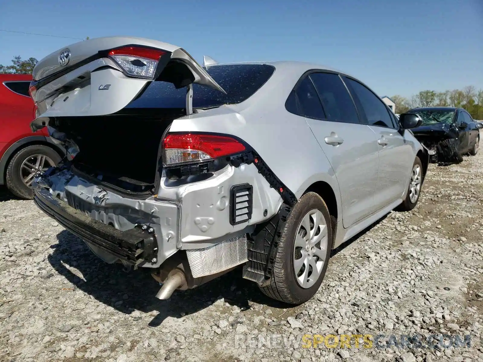 4 Photograph of a damaged car 5YFEPMAE6MP147891 TOYOTA COROLLA 2021