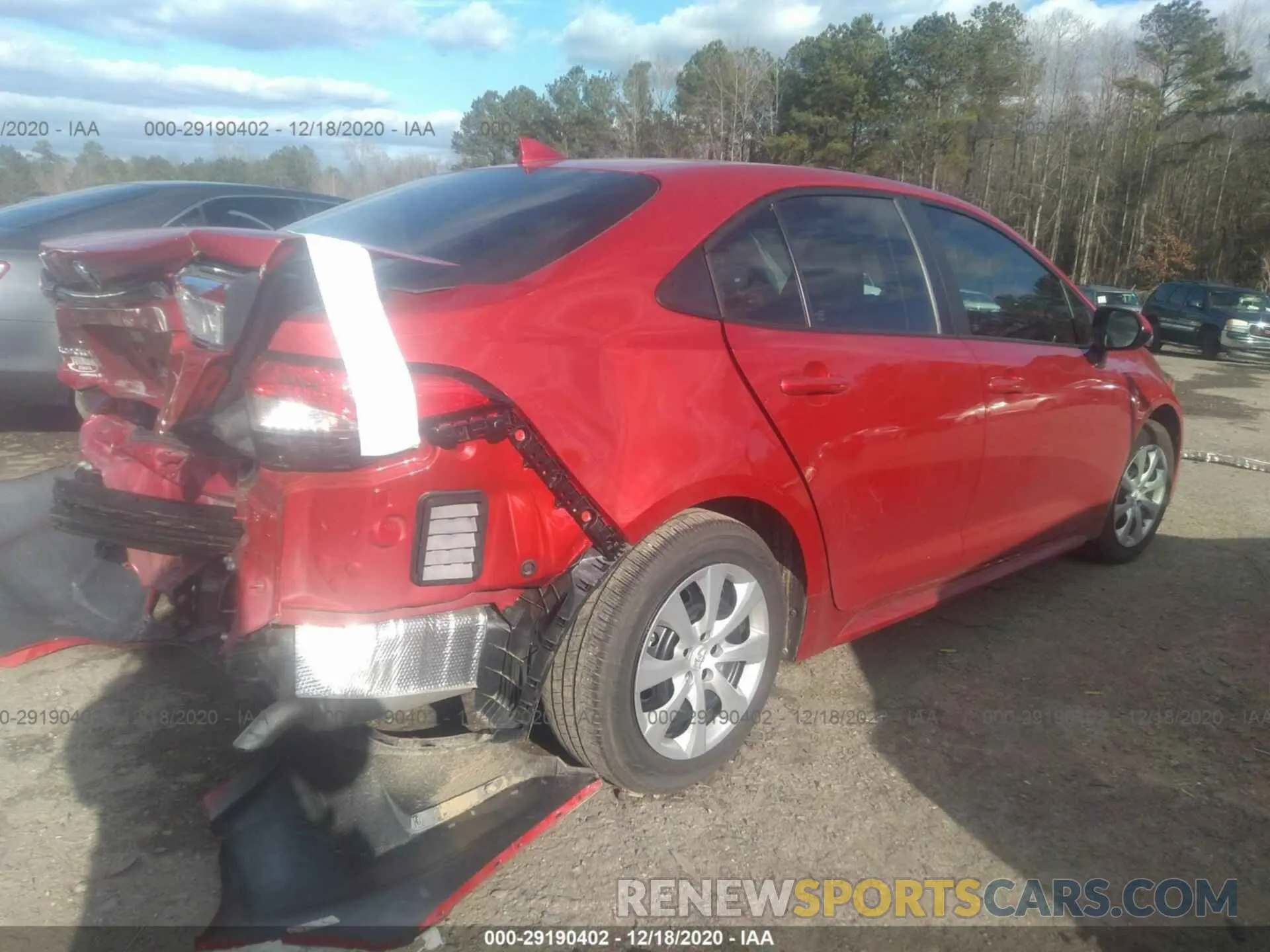 4 Photograph of a damaged car 5YFEPMAE6MP150693 TOYOTA COROLLA 2021