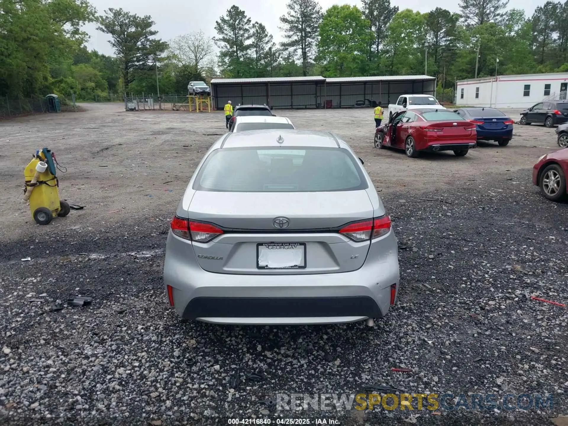 17 Photograph of a damaged car 5YFEPMAE6MP180793 TOYOTA COROLLA 2021