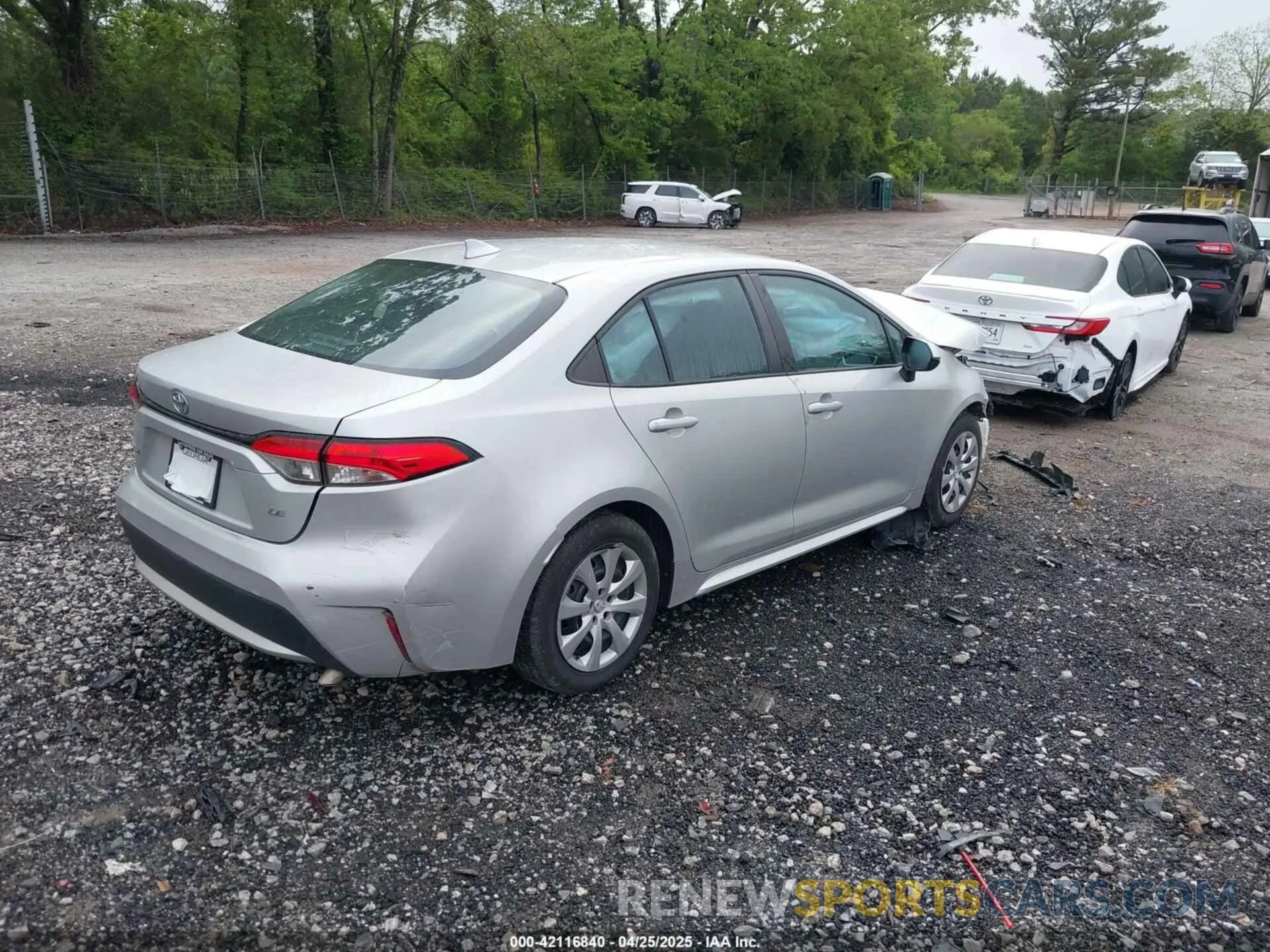 4 Photograph of a damaged car 5YFEPMAE6MP180793 TOYOTA COROLLA 2021