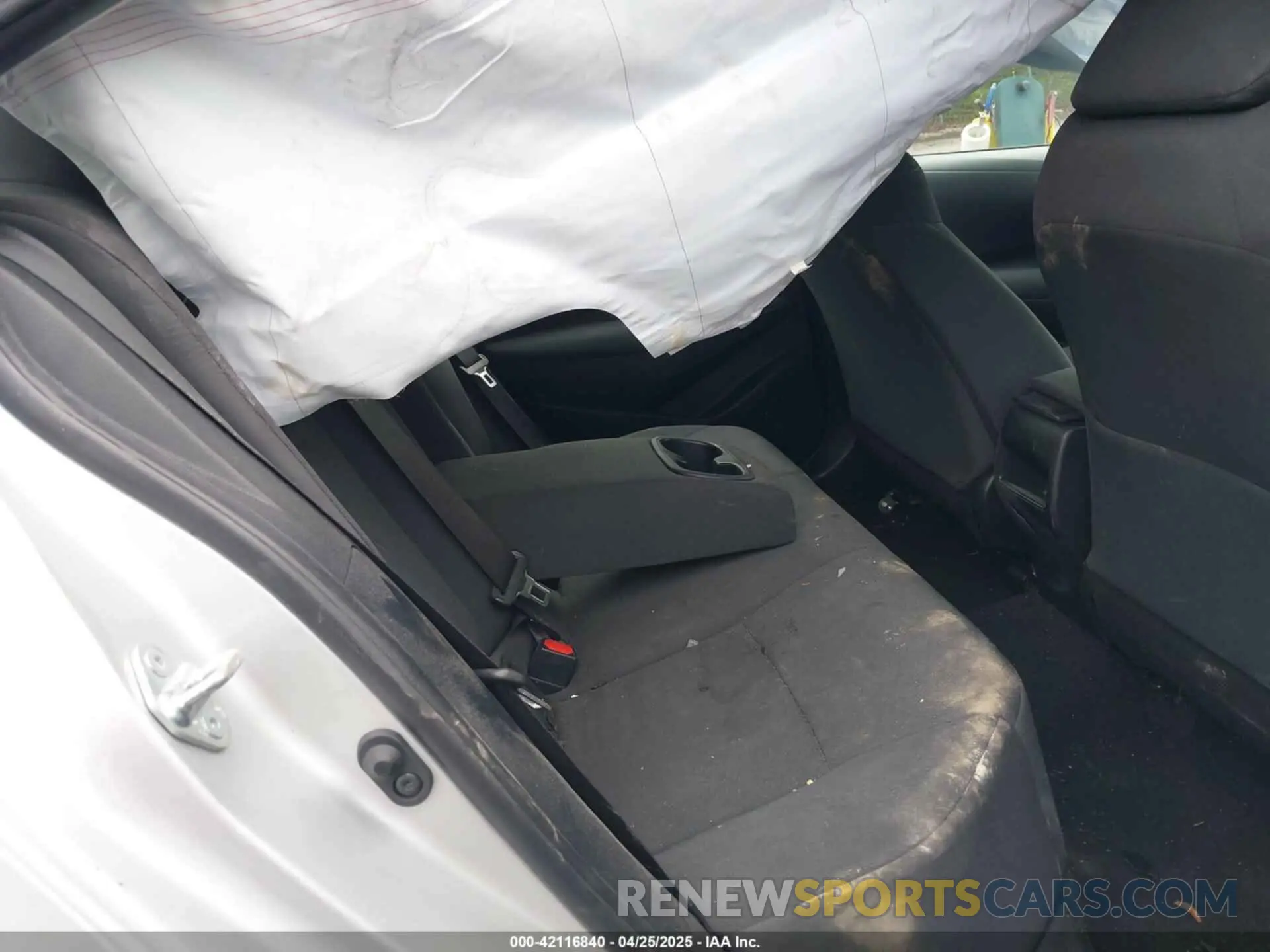 8 Photograph of a damaged car 5YFEPMAE6MP180793 TOYOTA COROLLA 2021
