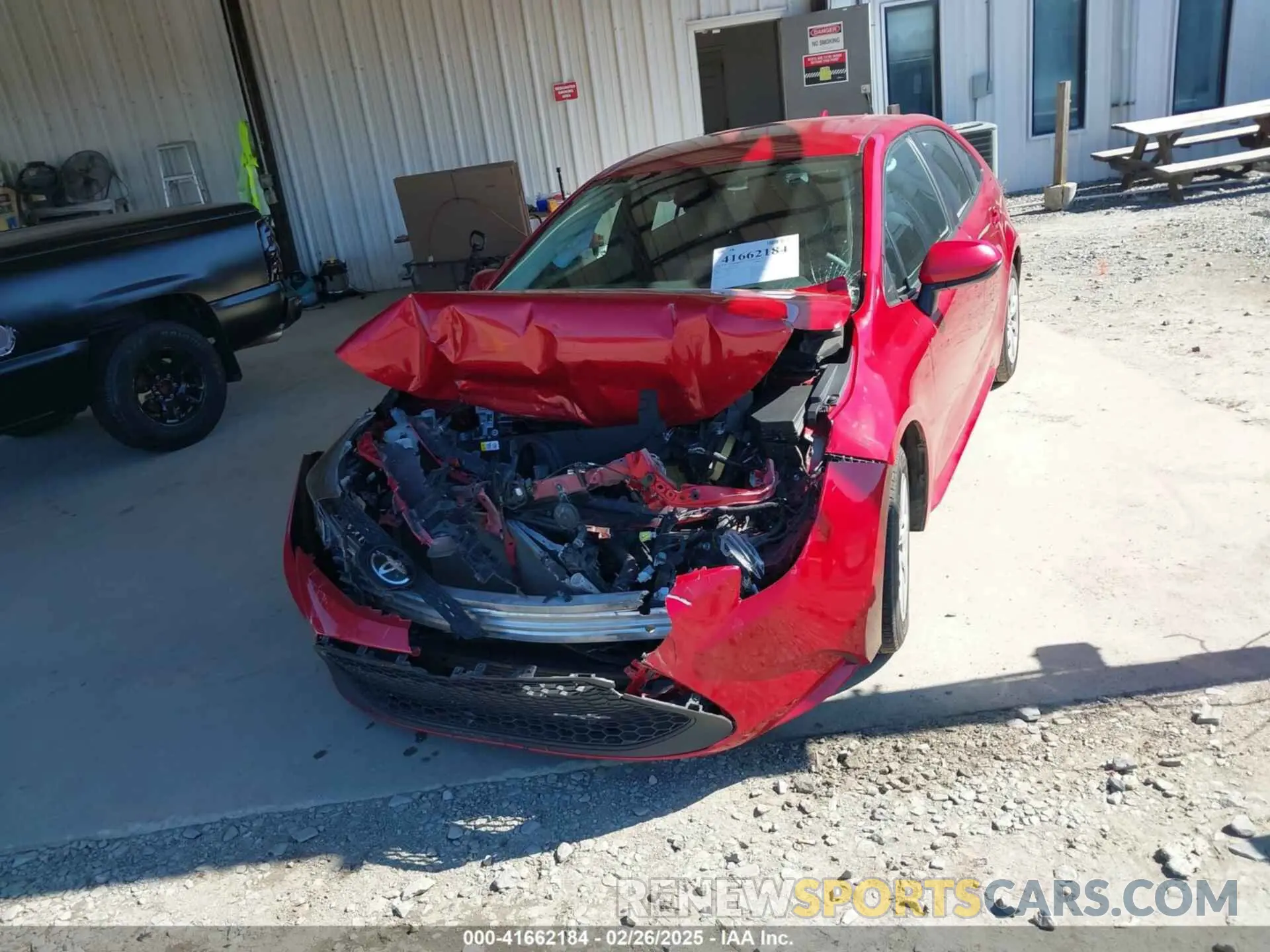 18 Photograph of a damaged car 5YFEPMAE6MP189431 TOYOTA COROLLA 2021