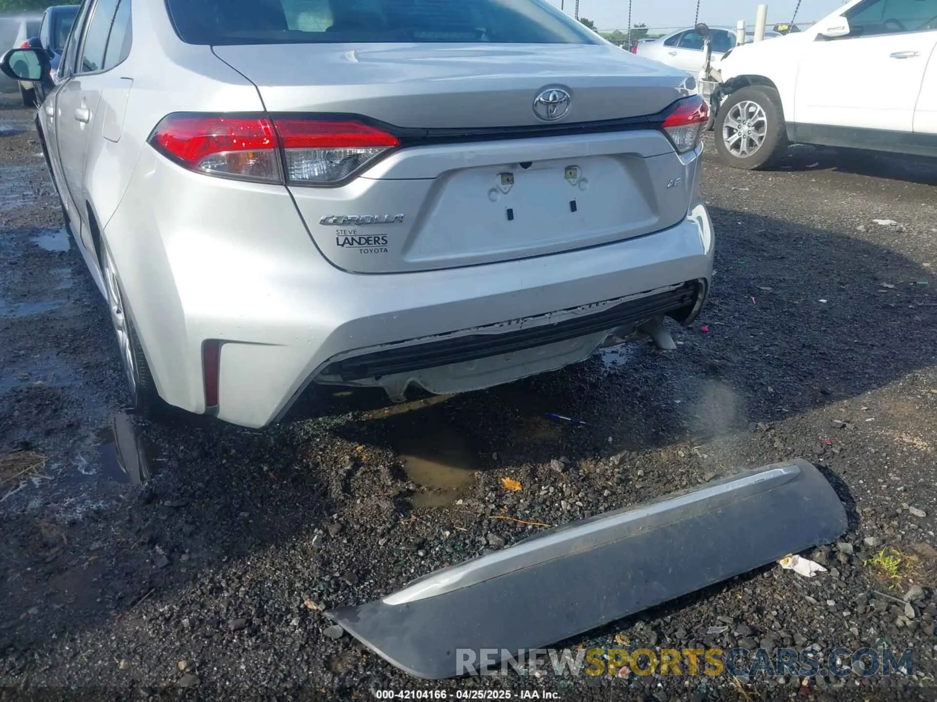 6 Photograph of a damaged car 5YFEPMAE6MP197450 TOYOTA COROLLA 2021