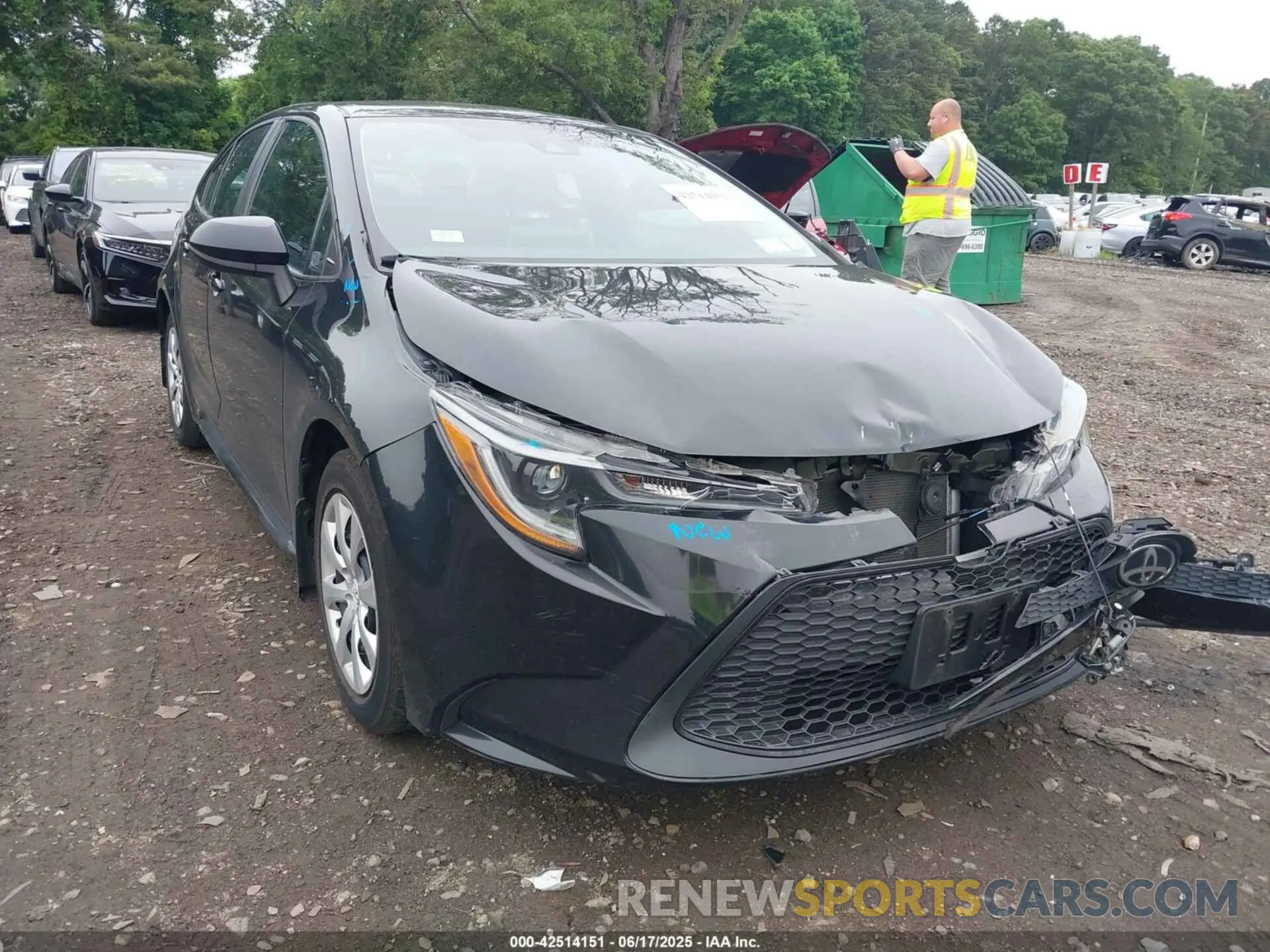 6 Photograph of a damaged car 5YFEPMAE6MP209628 TOYOTA COROLLA 2021