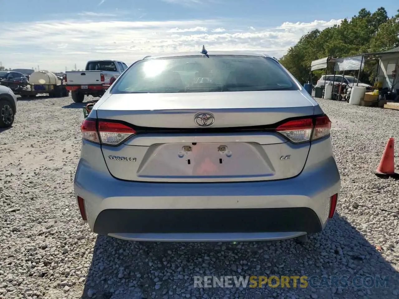 6 Photograph of a damaged car 5YFEPMAE6MP212108 TOYOTA COROLLA 2021