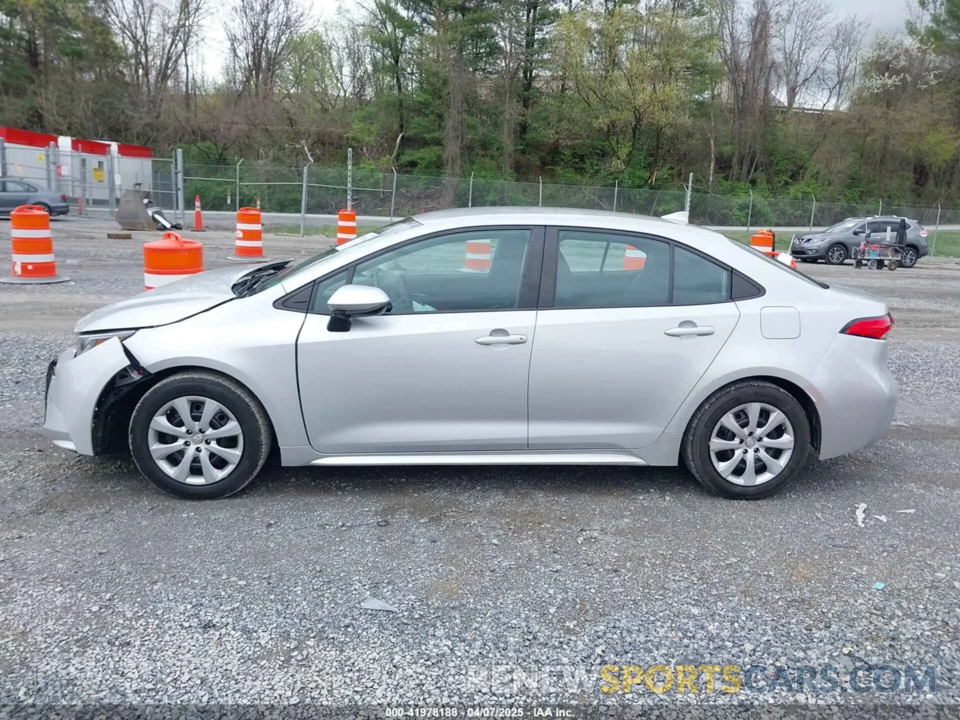 14 Photograph of a damaged car 5YFEPMAE6MP213470 TOYOTA COROLLA 2021