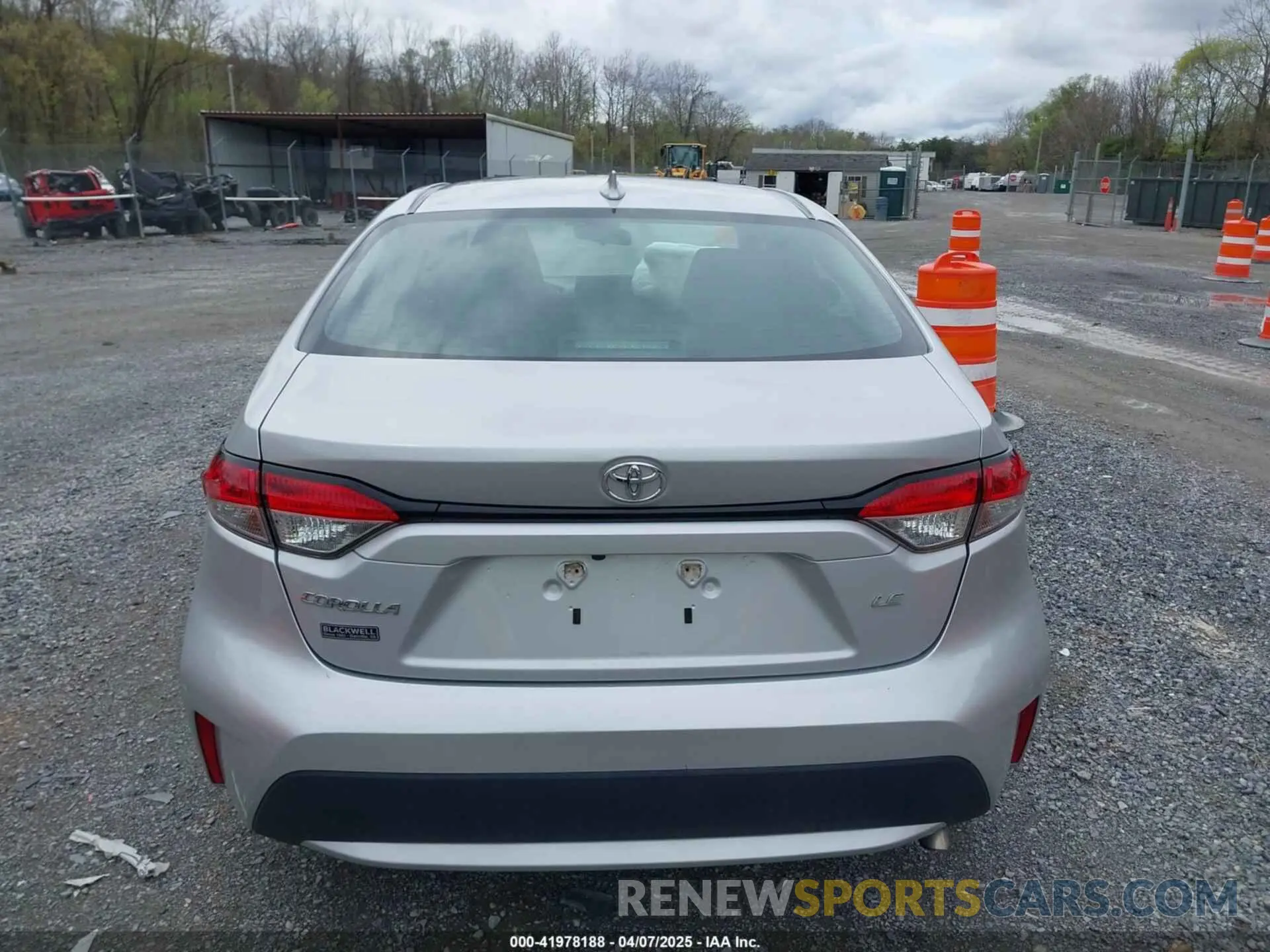16 Photograph of a damaged car 5YFEPMAE6MP213470 TOYOTA COROLLA 2021