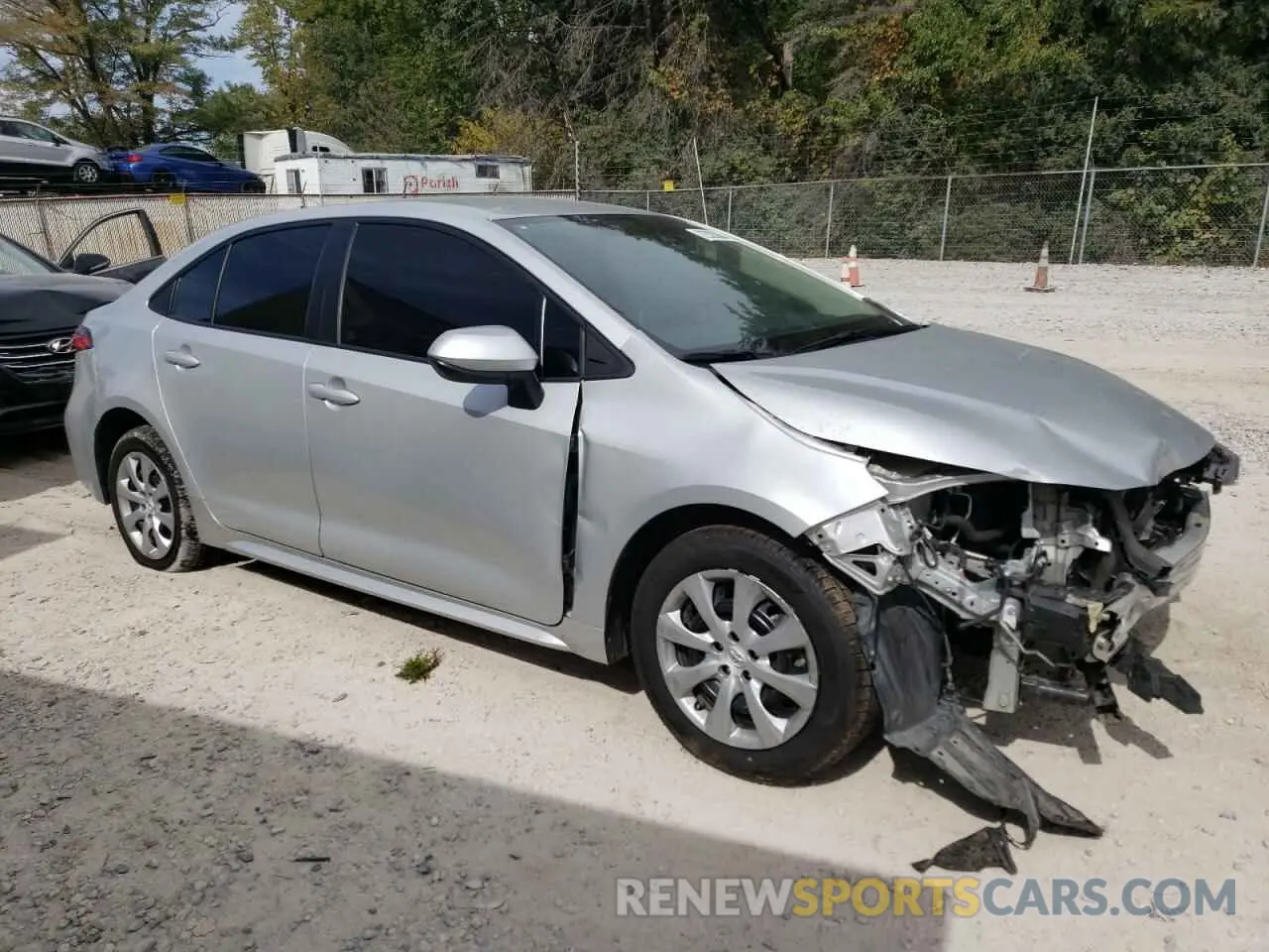 4 Photograph of a damaged car 5YFEPMAE6MP216689 TOYOTA COROLLA 2021