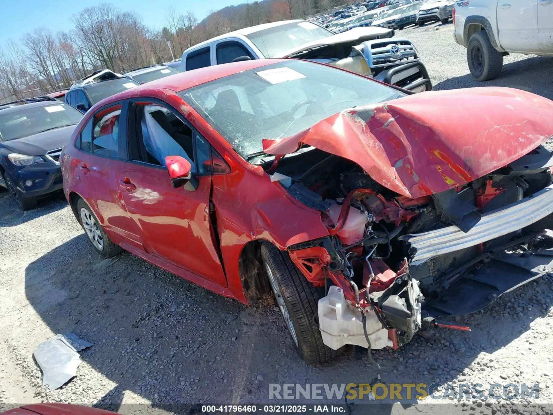 1 Photograph of a damaged car 5YFEPMAE6MP217633 TOYOTA COROLLA 2021