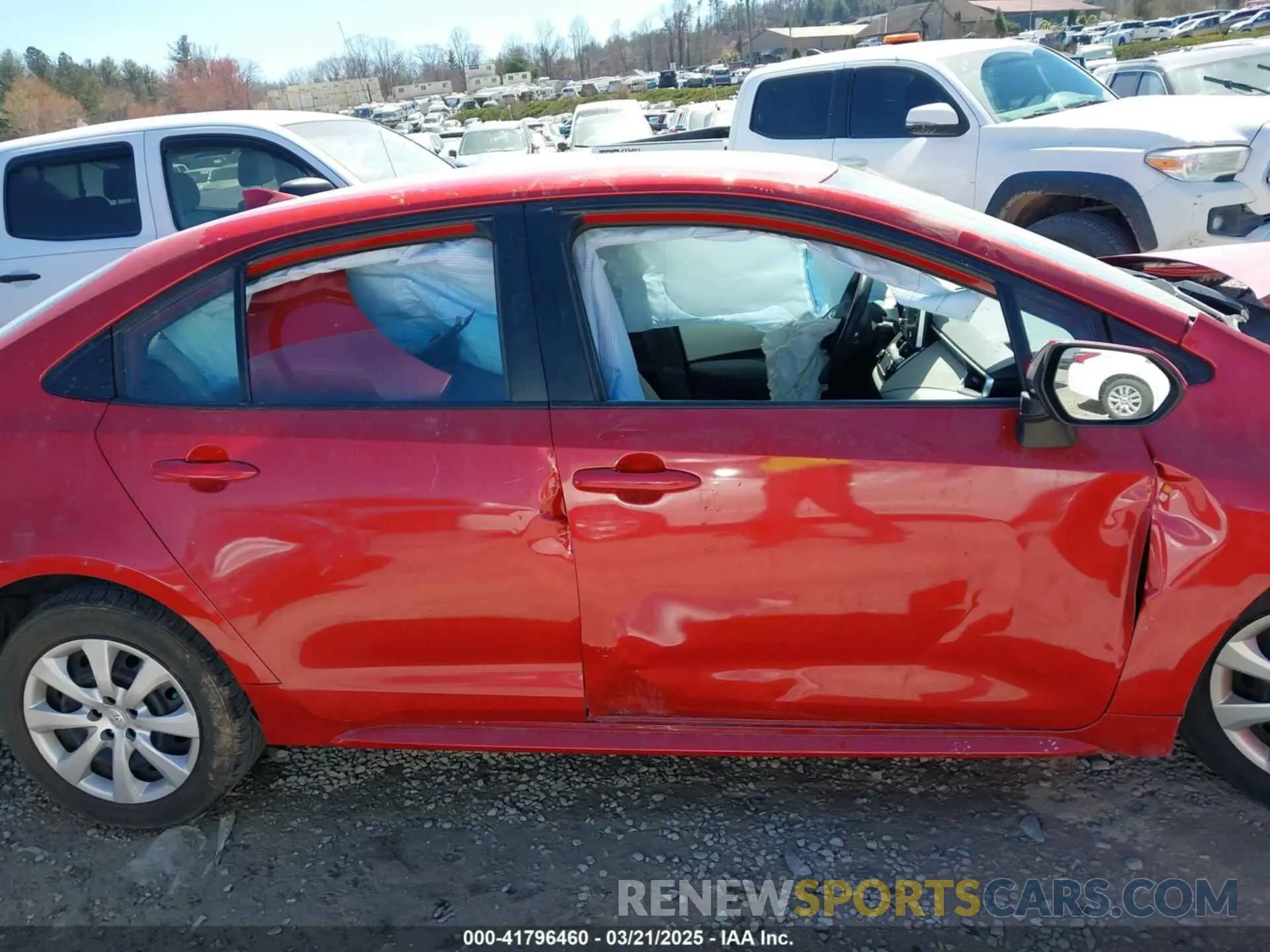 13 Photograph of a damaged car 5YFEPMAE6MP217633 TOYOTA COROLLA 2021