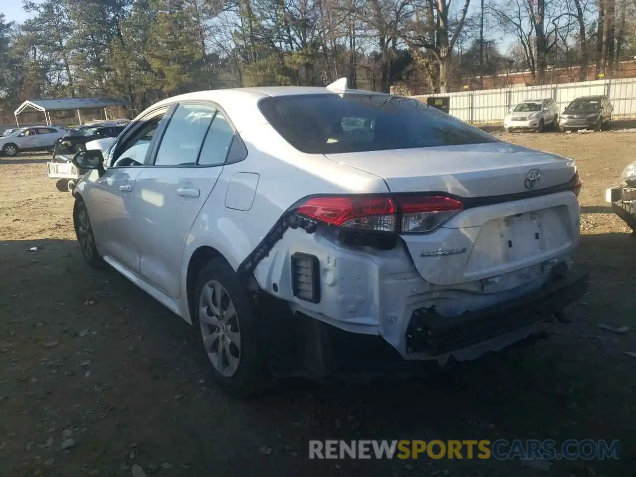 3 Photograph of a damaged car 5YFEPMAE6MP226512 TOYOTA COROLLA 2021