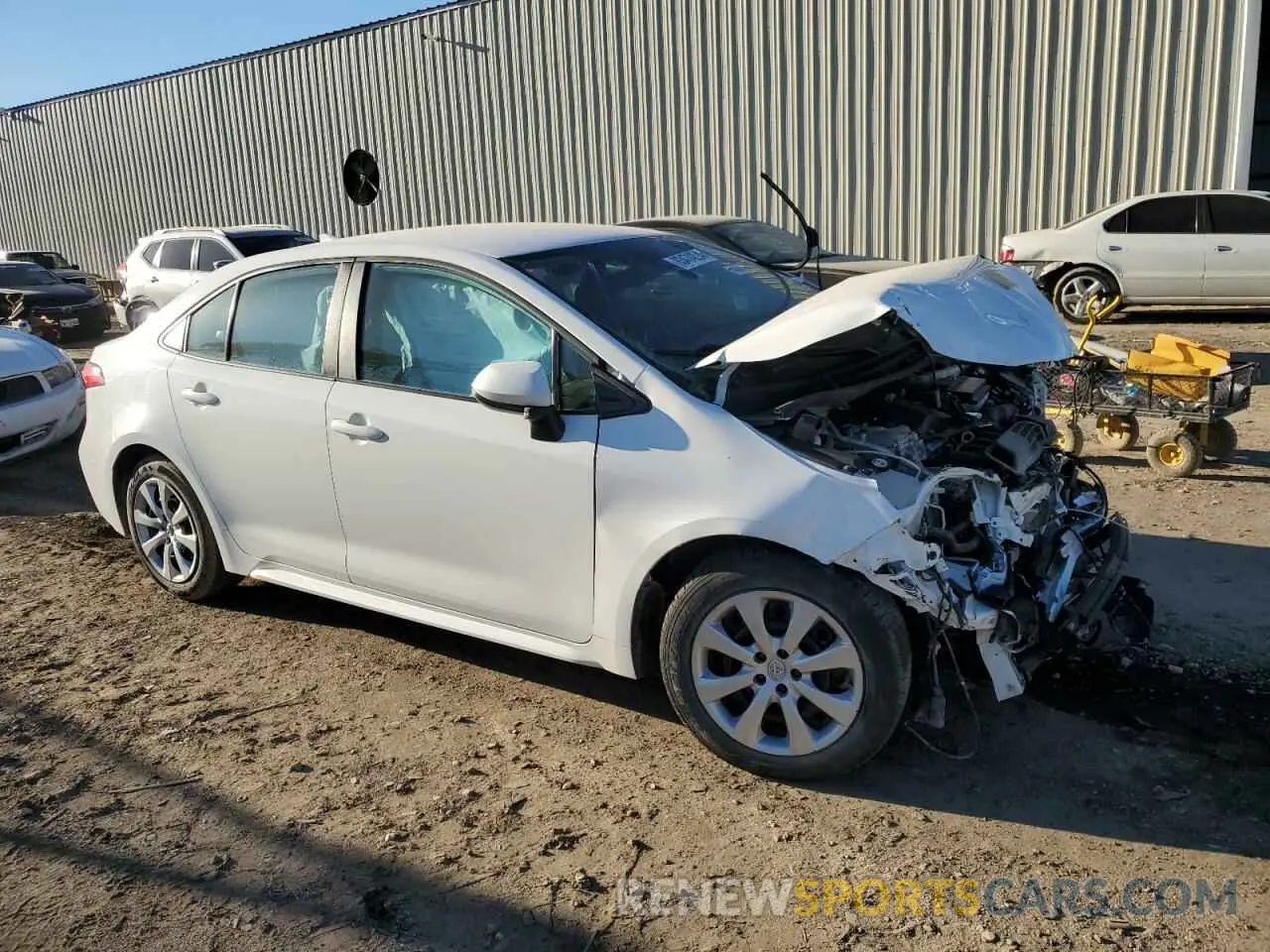 4 Photograph of a damaged car 5YFEPMAE6MP228390 TOYOTA COROLLA 2021