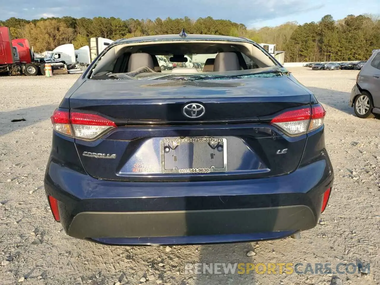 6 Photograph of a damaged car 5YFEPMAE6MP230995 TOYOTA COROLLA 2021