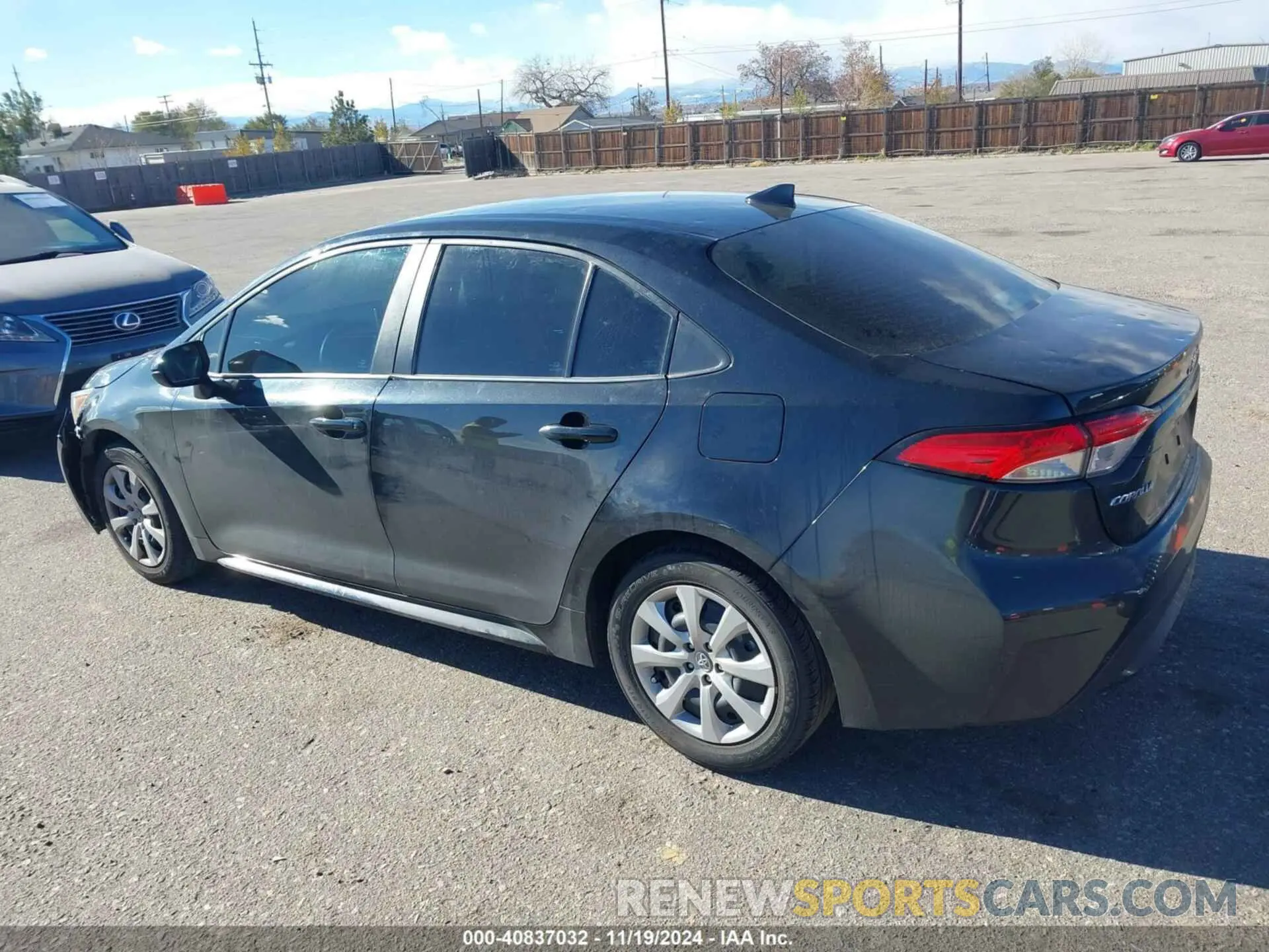 3 Photograph of a damaged car 5YFEPMAE6MP238675 TOYOTA COROLLA 2021