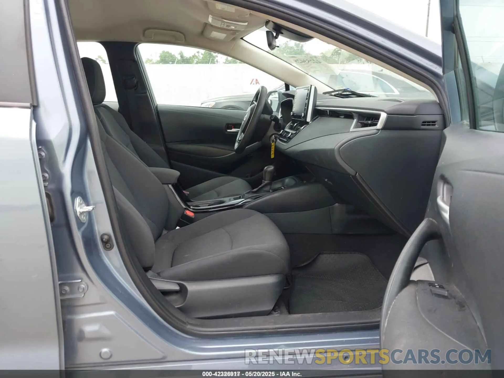 5 Photograph of a damaged car 5YFEPMAE6MP244461 TOYOTA COROLLA 2021