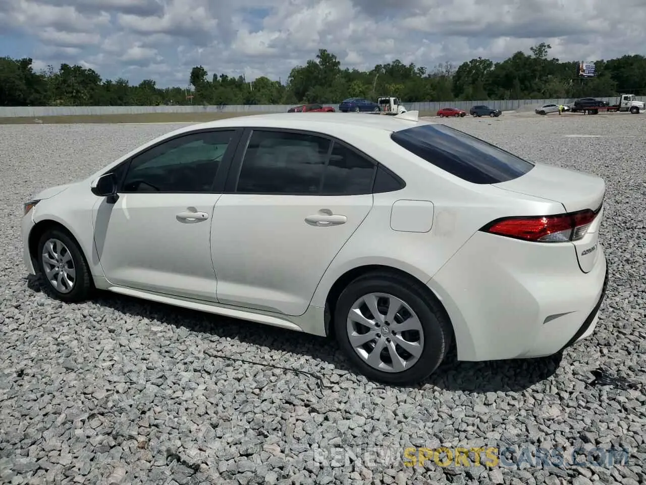 2 Photograph of a damaged car 5YFEPMAE6MP248039 TOYOTA COROLLA 2021