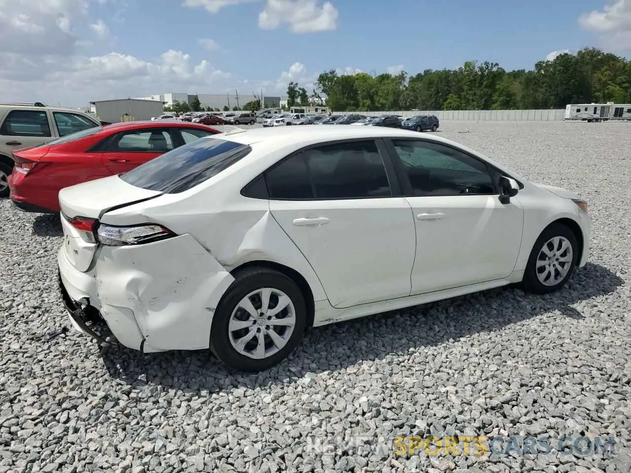 3 Photograph of a damaged car 5YFEPMAE6MP248039 TOYOTA COROLLA 2021