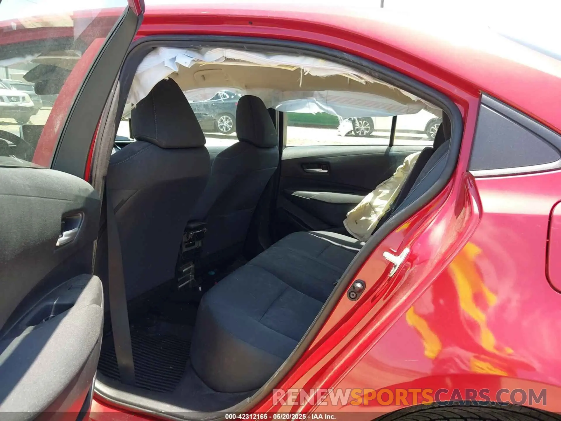 8 Photograph of a damaged car 5YFEPMAE6MP251720 TOYOTA COROLLA 2021