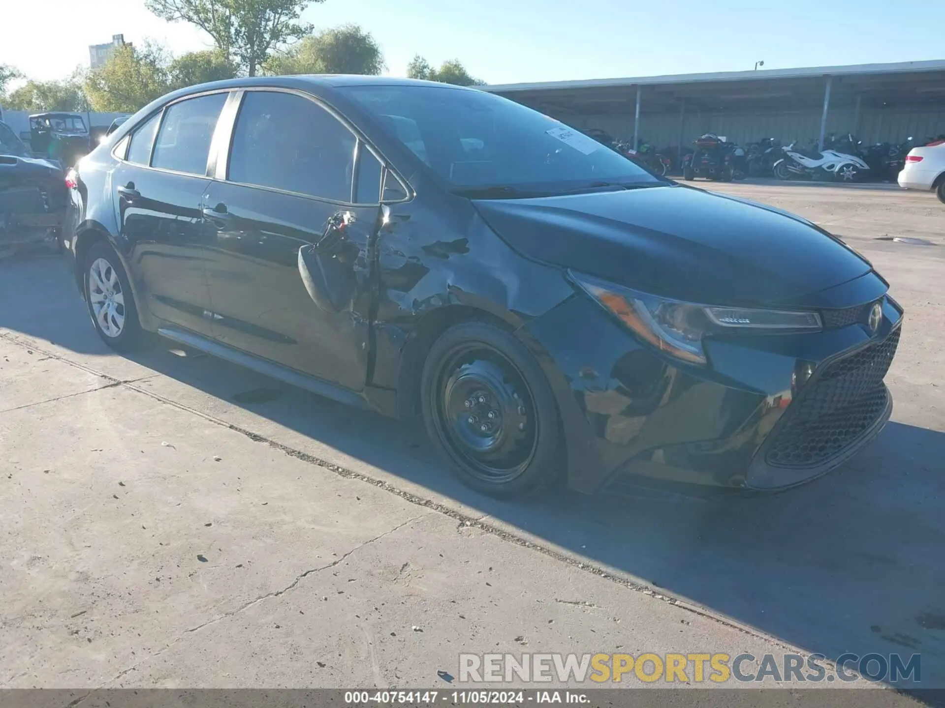 1 Photograph of a damaged car 5YFEPMAE6MP252351 TOYOTA COROLLA 2021