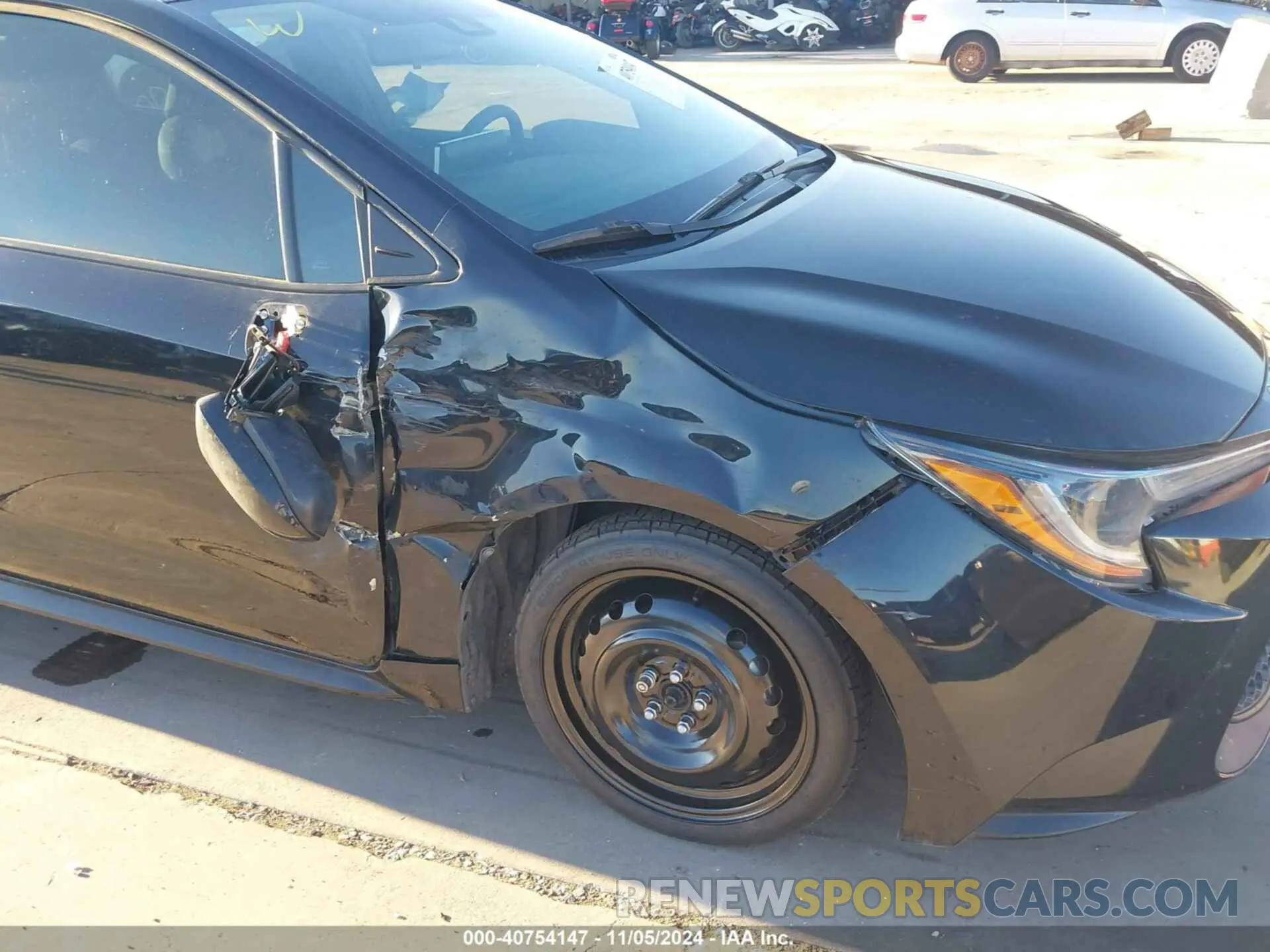 6 Photograph of a damaged car 5YFEPMAE6MP252351 TOYOTA COROLLA 2021