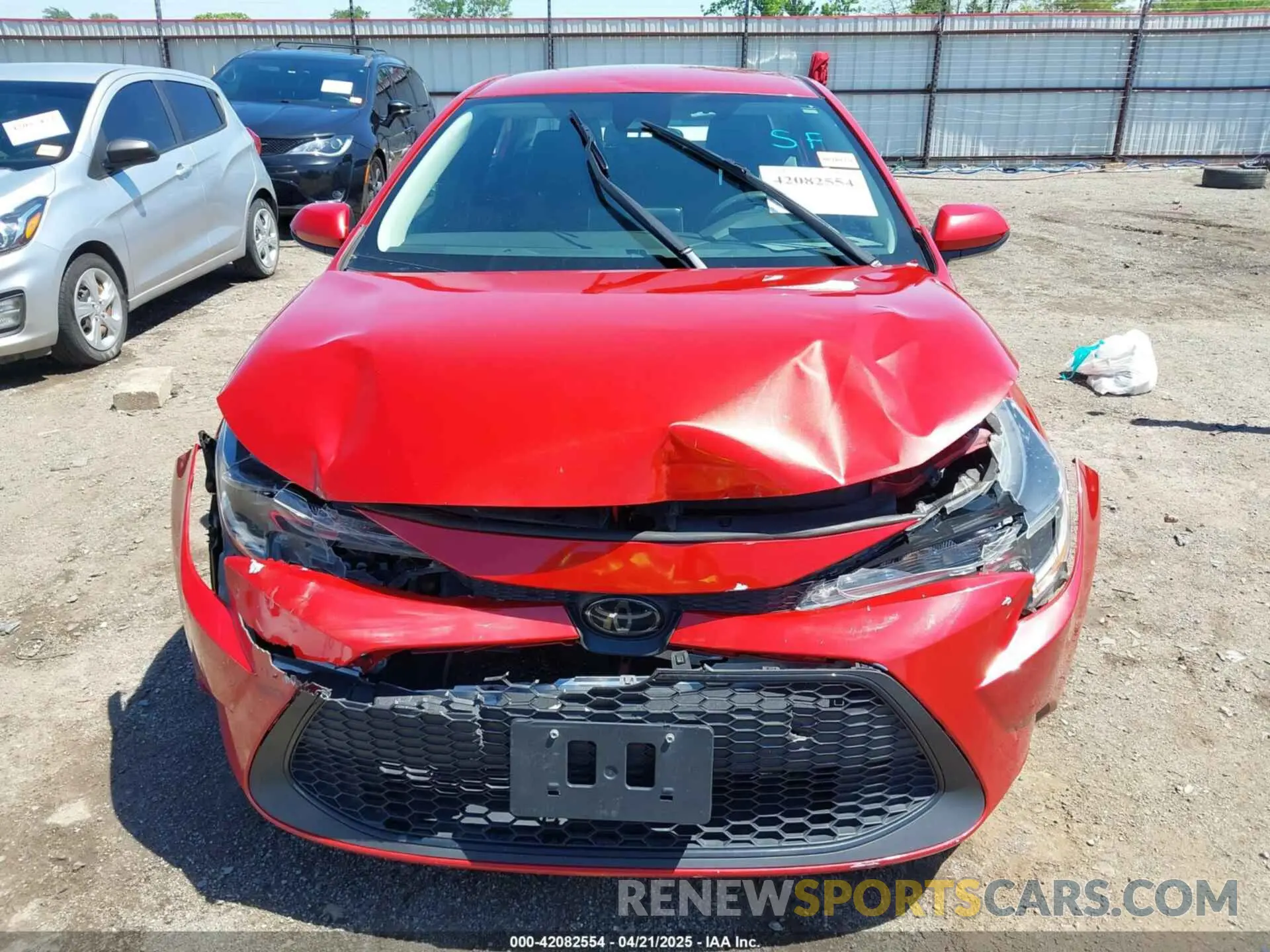 12 Photograph of a damaged car 5YFEPMAE6MP266086 TOYOTA COROLLA 2021