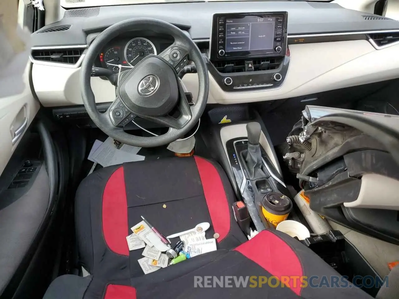 8 Photograph of a damaged car 5YFEPMAE6MP271336 TOYOTA COROLLA 2021