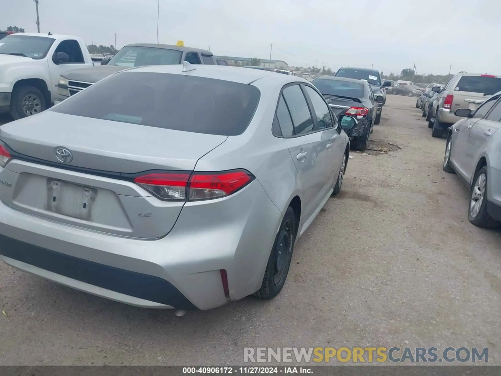 4 Photograph of a damaged car 5YFEPMAE7MP157216 TOYOTA COROLLA 2021