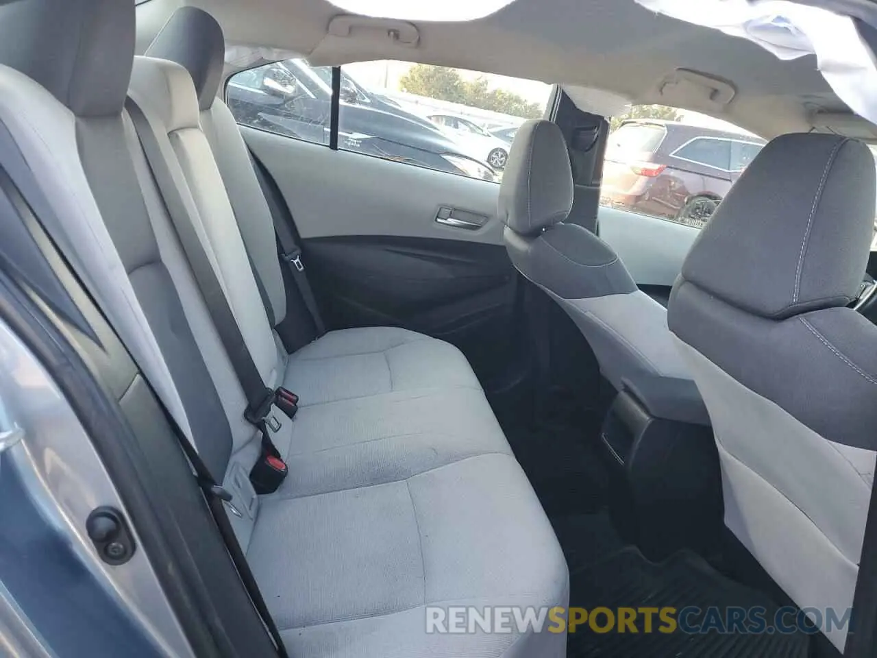 10 Photograph of a damaged car 5YFEPMAE7MP161718 TOYOTA COROLLA 2021