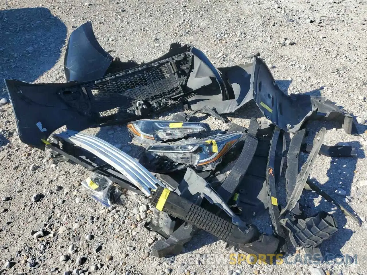 14 Photograph of a damaged car 5YFEPMAE7MP165266 TOYOTA COROLLA 2021